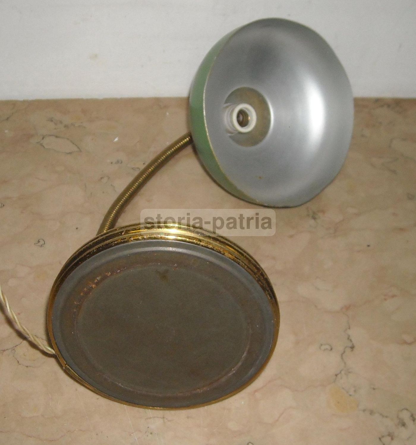 Lampada Da Tavolo Vintage Verde Anni '50 Metallo Laccato