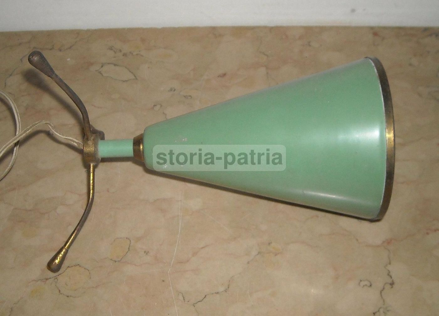 Lampada Da Tavolo Vintage Anni '50 In Metallo Laccato Verde
