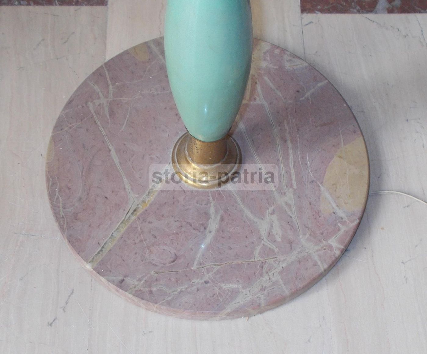 Lampada Piantana Anni '50 Con Decori Floreali In Ceramica E Ottone