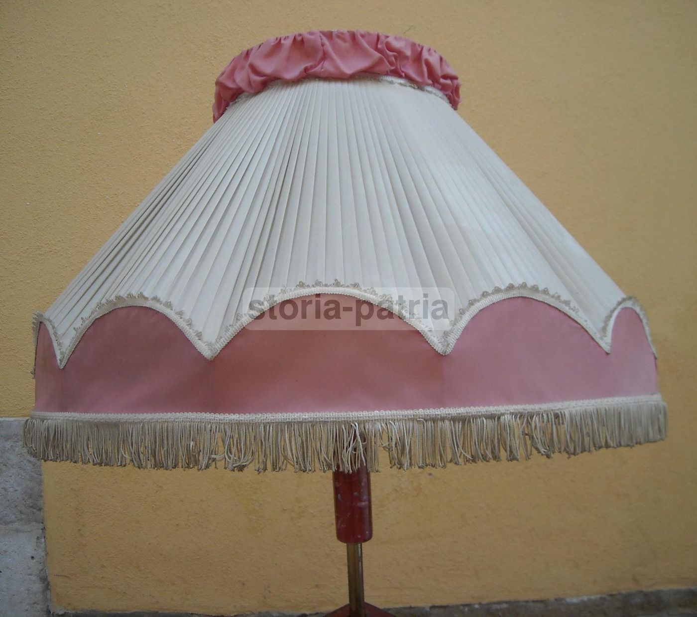 Lampada Piantana Anni '50 In Metallo, Ottone, Ceramica E Marmo