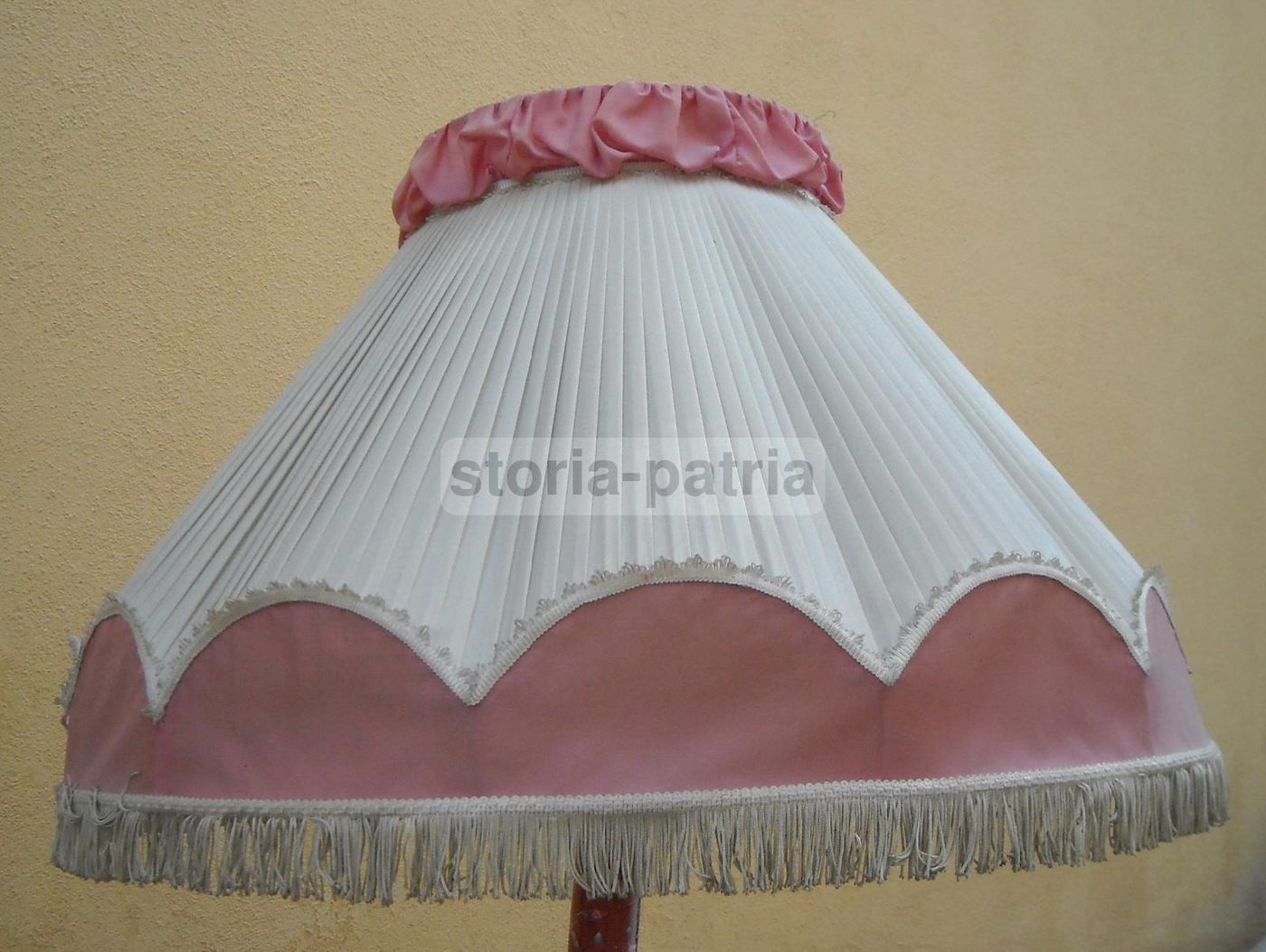 Lampada Piantana Anni '50 In Metallo, Ottone, Ceramica E Marmo