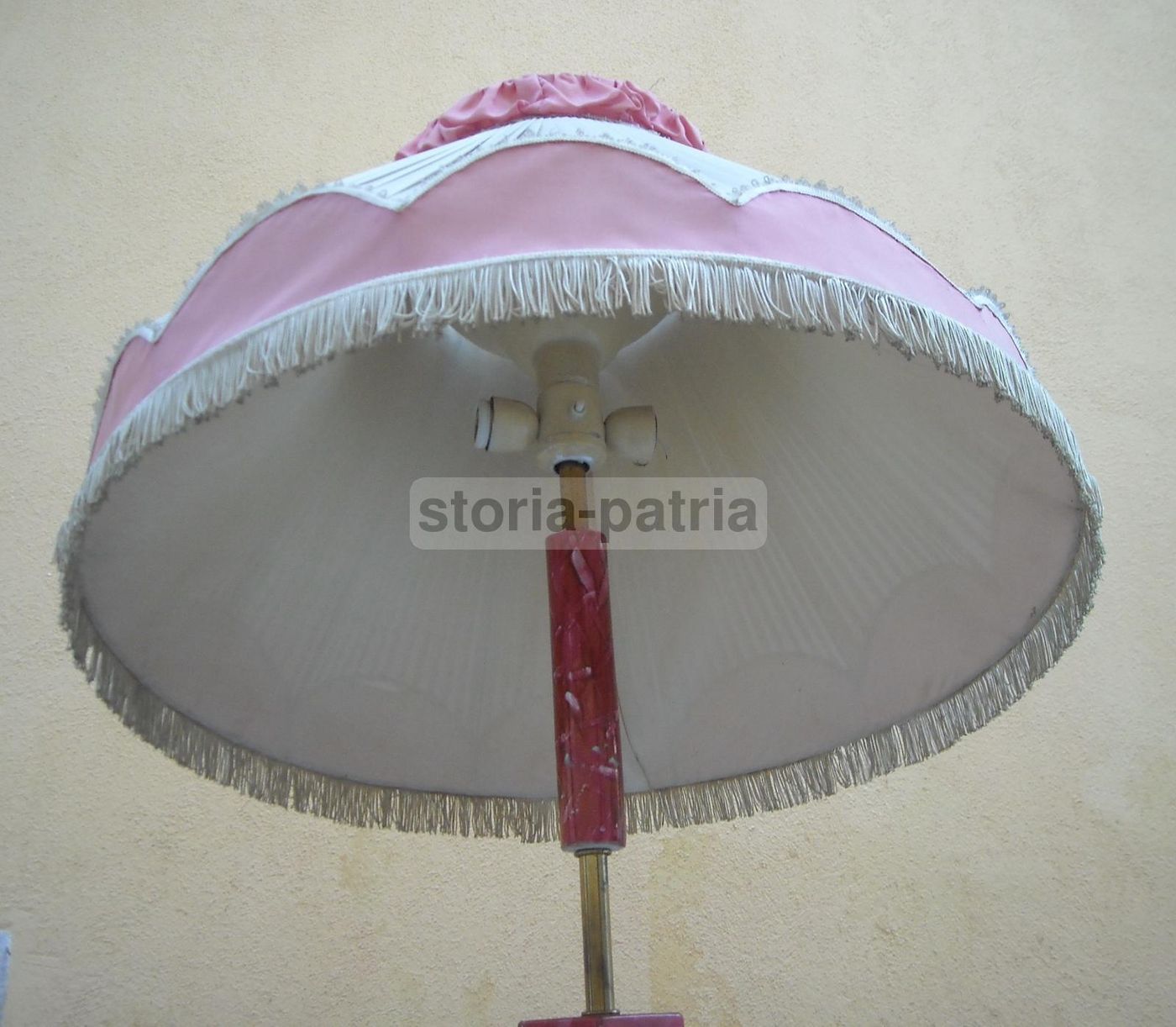 Lampada Piantana Anni '50 In Metallo, Ottone, Ceramica E Marmo
