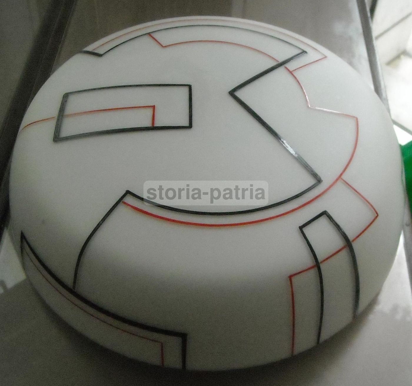 Plafoniera Vintage In Vetro Opalescente Con Decori Geometrici, Anni '50