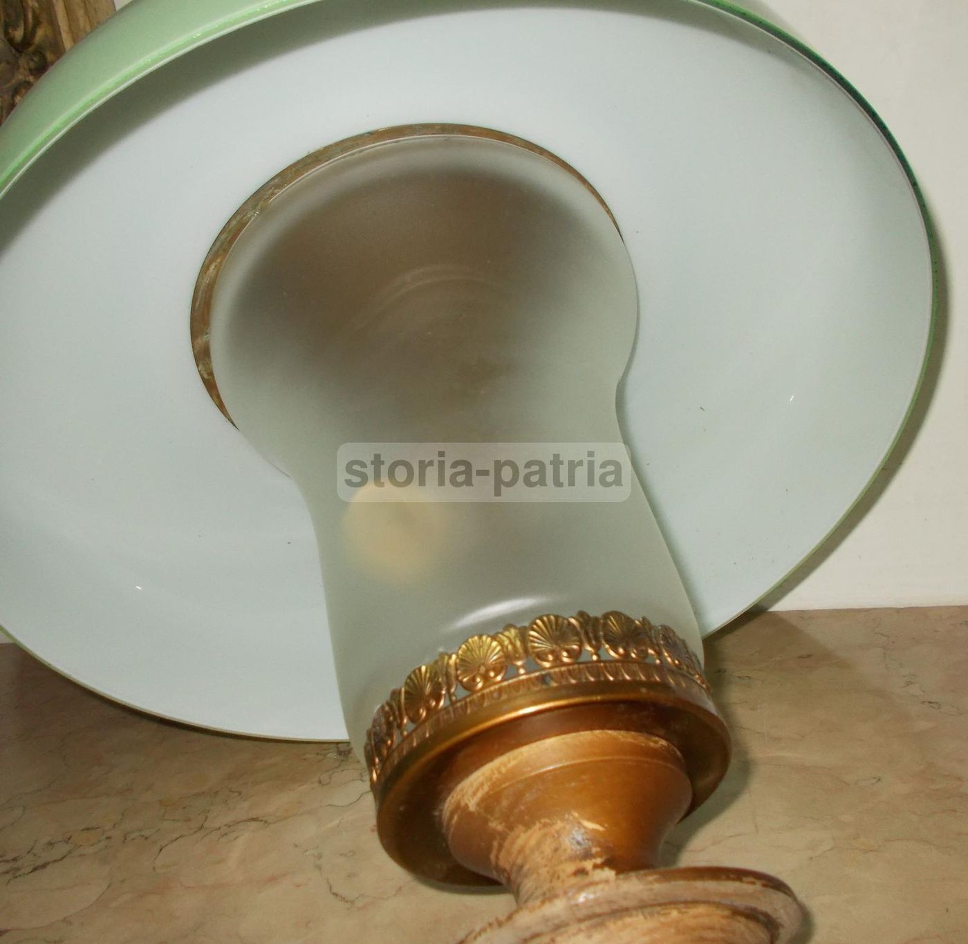 Lampadario Vintage In Vetro Verde E Legno (anni 1950 1970)   Modernariato