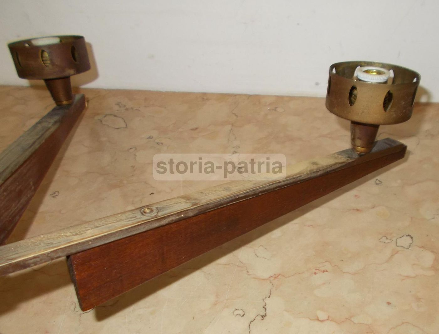Lampadario Vintage Sei Luci Ottone Brunito E Vetro Anni '50 '70