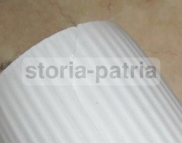 Applique Anni '60 Con Vetri Opalescenti Bianchi E Metallo Brunito