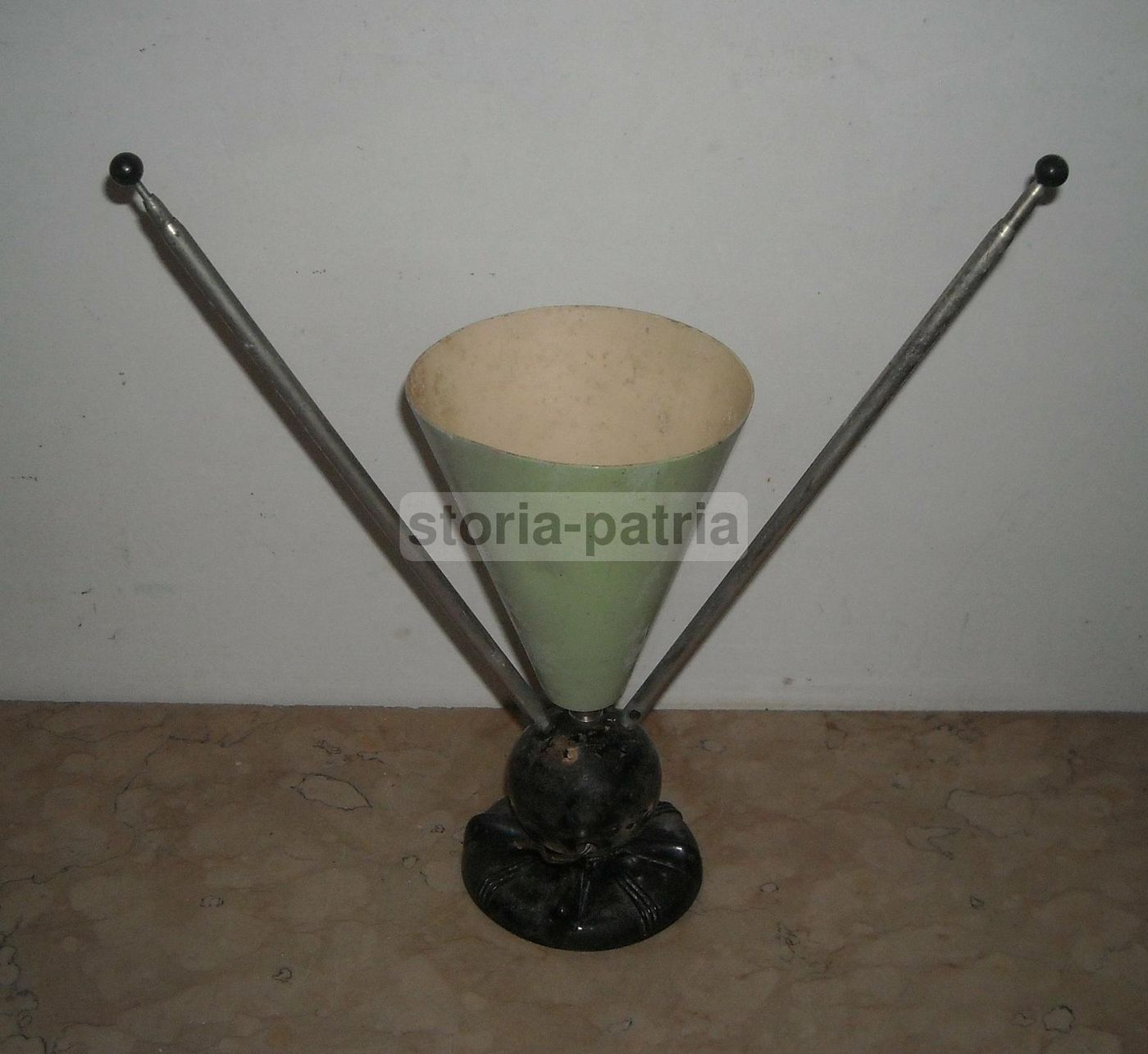 Lampada Vintage Con Antenne Radio TV Anni 50 60 Design Italiano