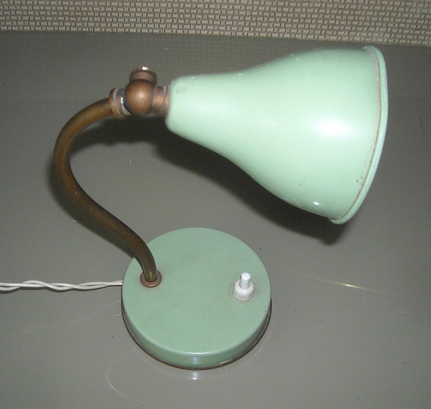 Lampada Da Tavolo Vintage Anni '50 Stile Stilnovo Verde Chiaro