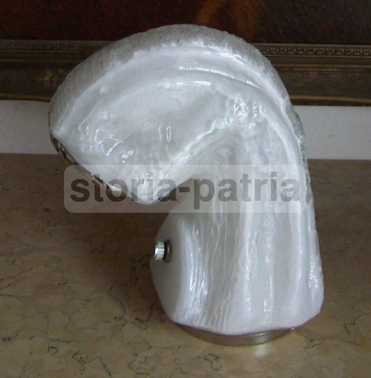 Lampada Vintage In Vetro Modellato Anni '70, Design Italiano Con Base Cromata