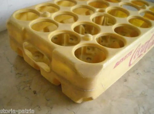 Cassetta Porta Bottiglie Coca Cola 1967 Vintage in Plastica Gialla