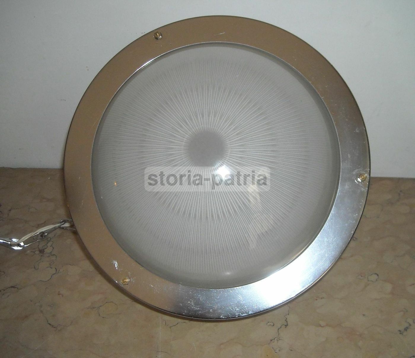 Lampadario Vintage Anni 70 In Metallo Cromato E Vetro