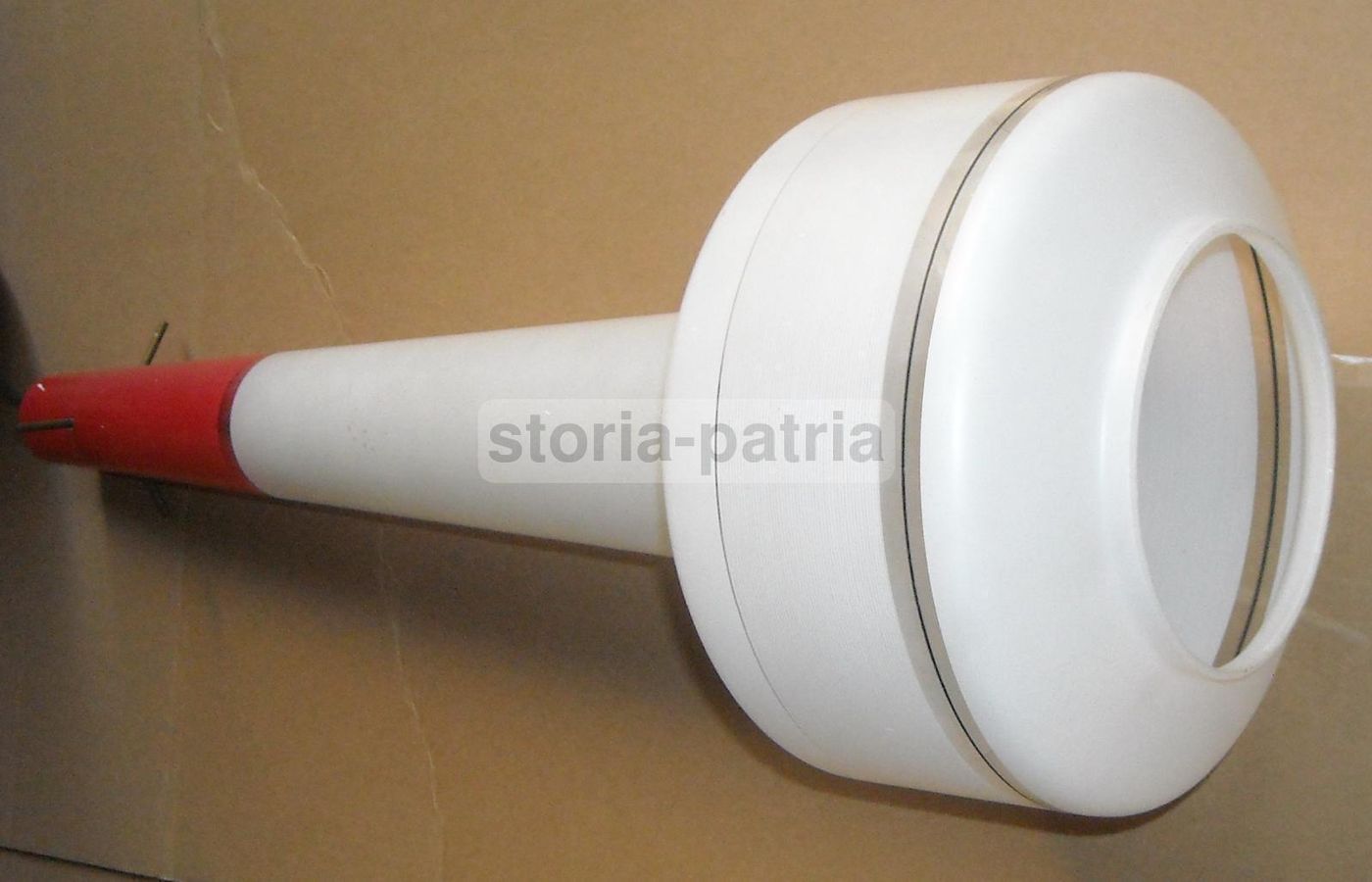 Lampadario A Sospensione Vintage In Vetro Bicolore Bianco Rosso, Anni '60