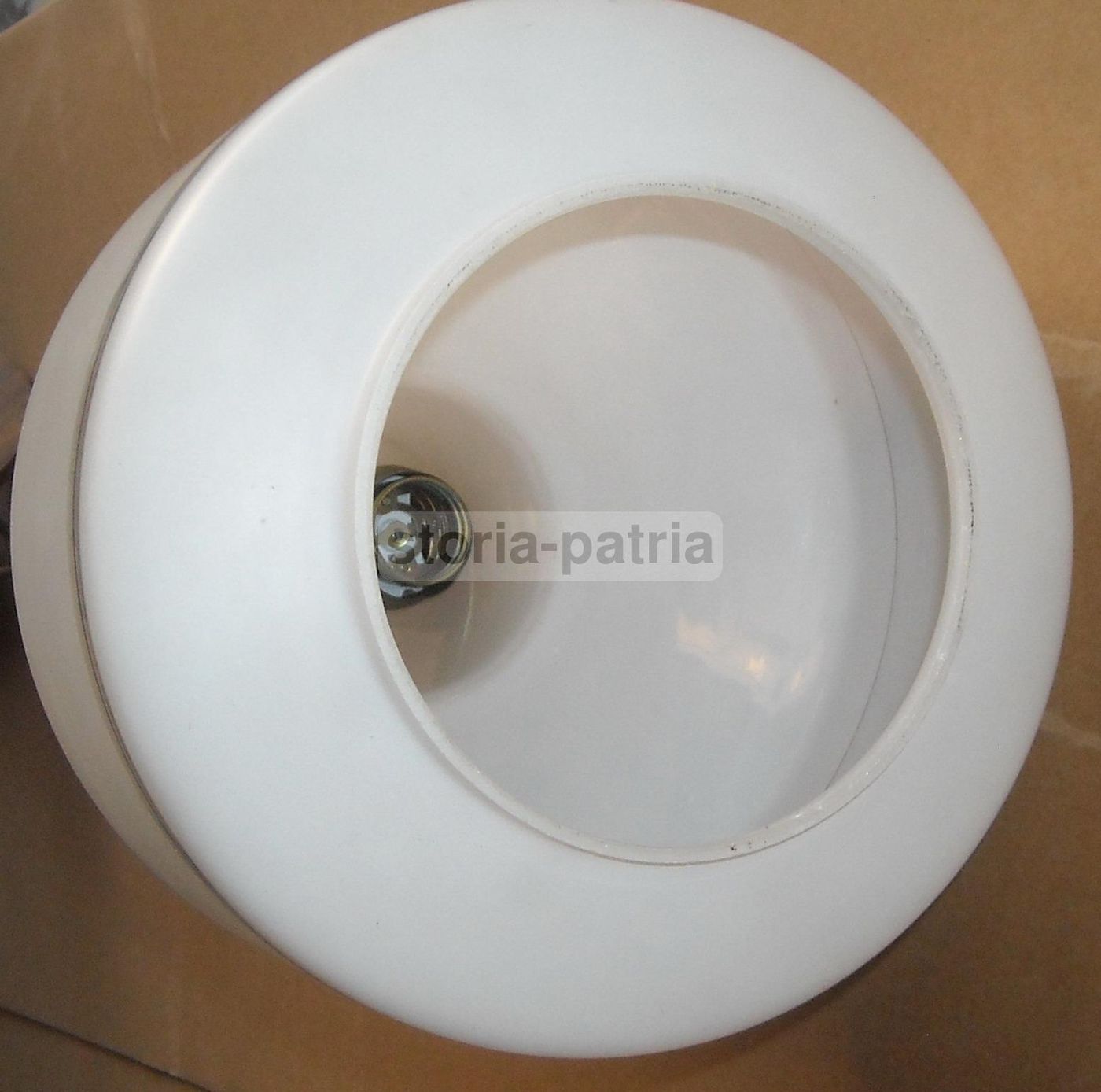 Lampadario A Sospensione Vintage In Vetro Bicolore Bianco Rosso, Anni '60