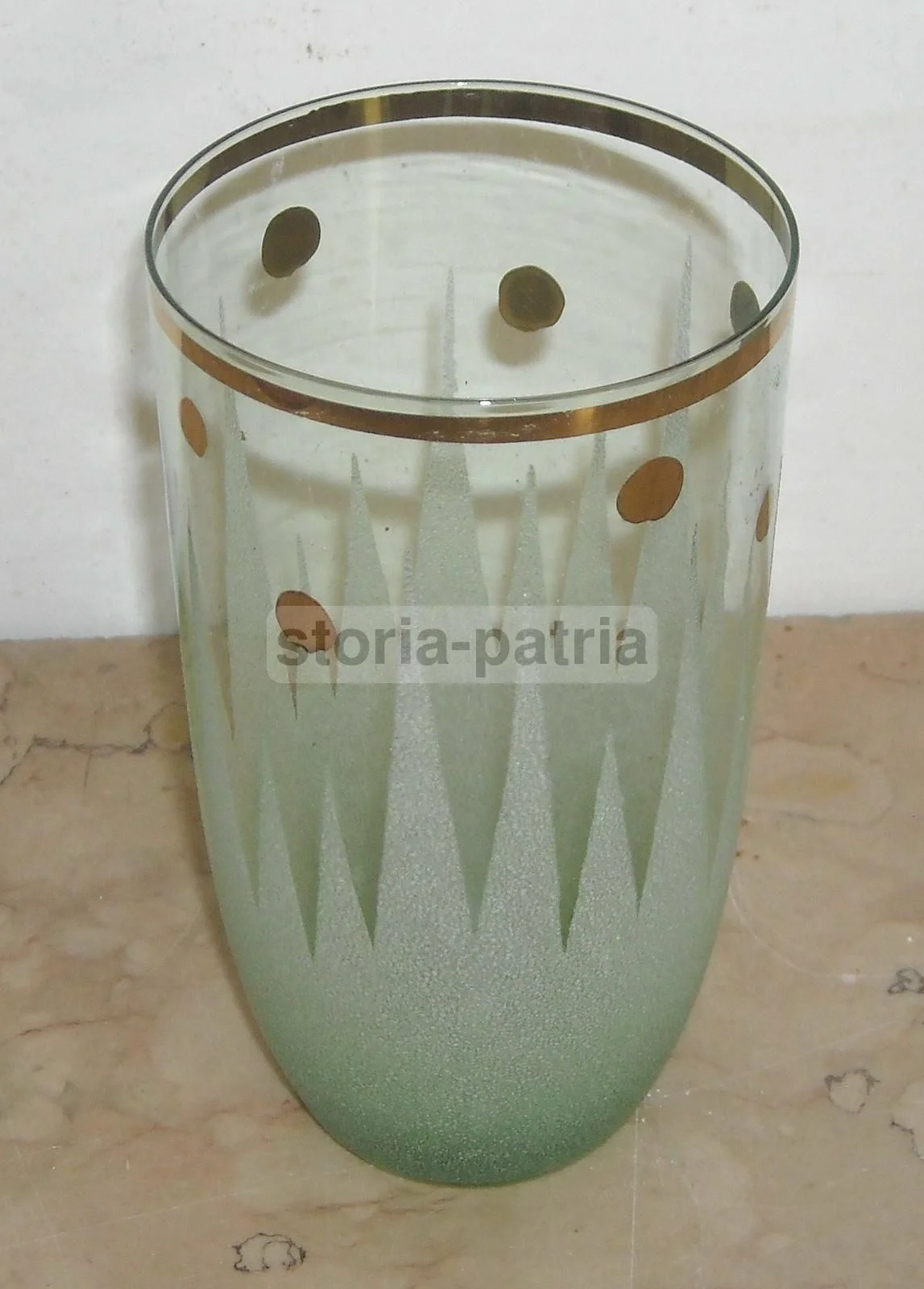 Green Glass Tumbler with Gold Decorations, 1950s, Murano