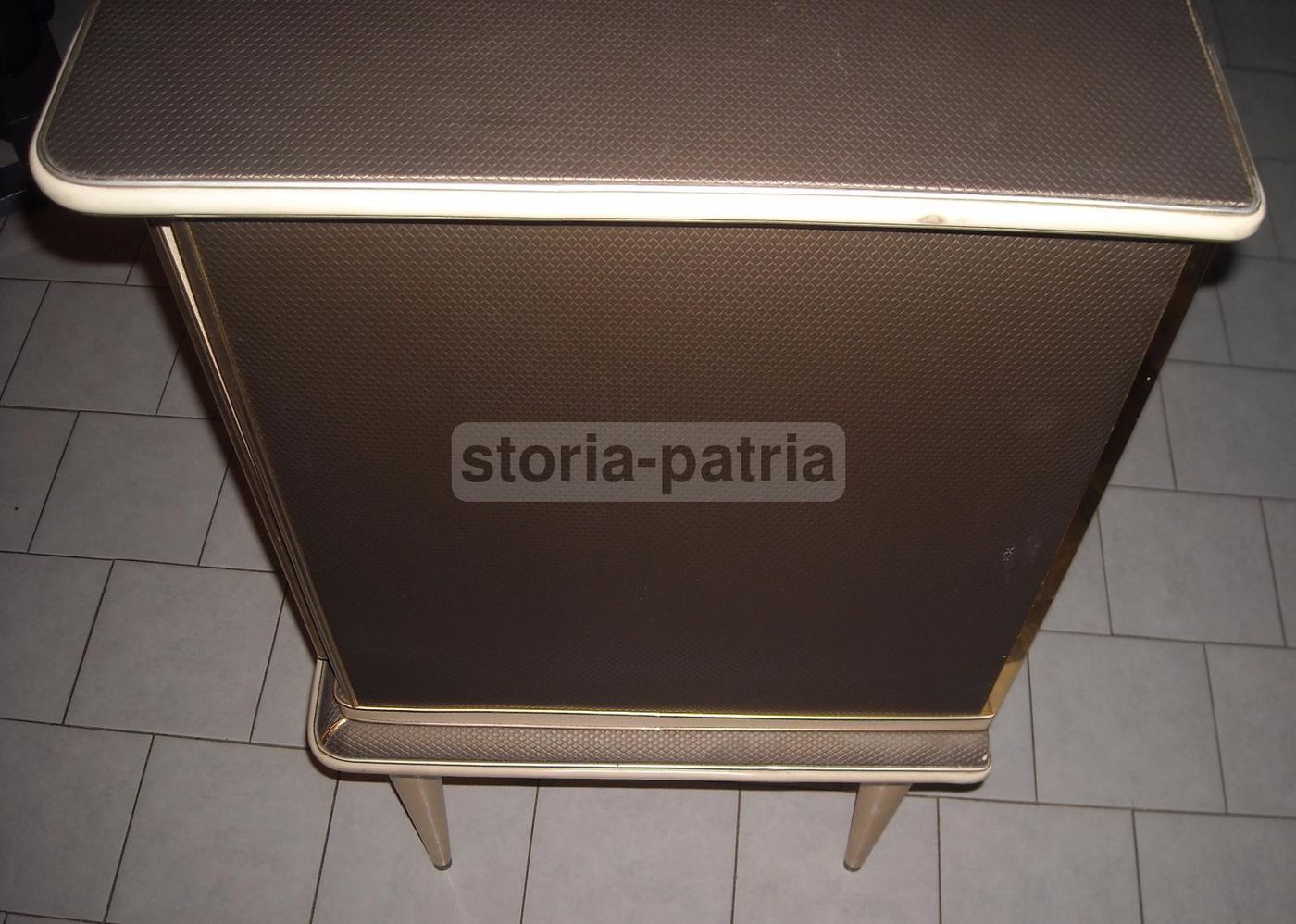 Credenza Modernariato Anni '50 Con Vetri Incisi E Specchi
