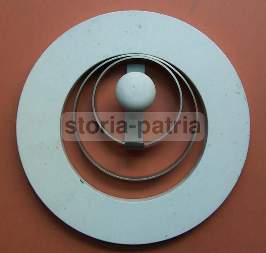 Complemento d'Arredo Design Anni '70: Attaccapanni Da Parete In Legno Bianco