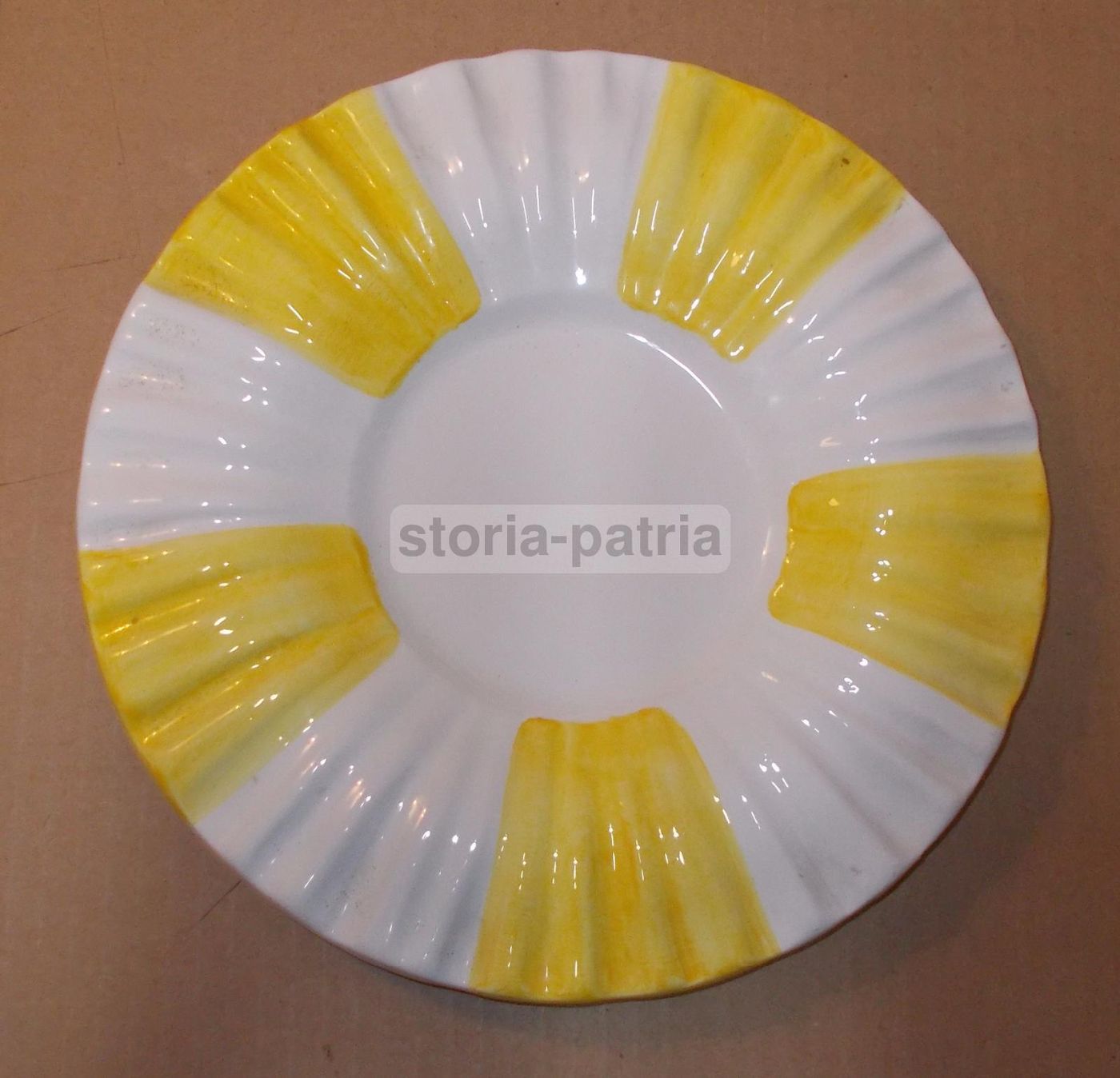 Soprammobile In Ceramica Di Salvatore Scala Per Dalla Gassa, Nove