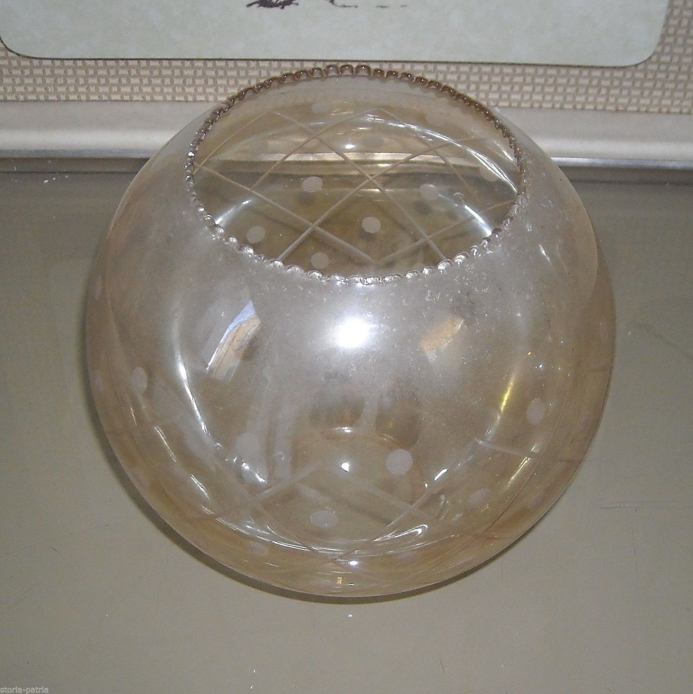Coppa In Vetro Fumè Inciso Per Lampada, Design Anni '50