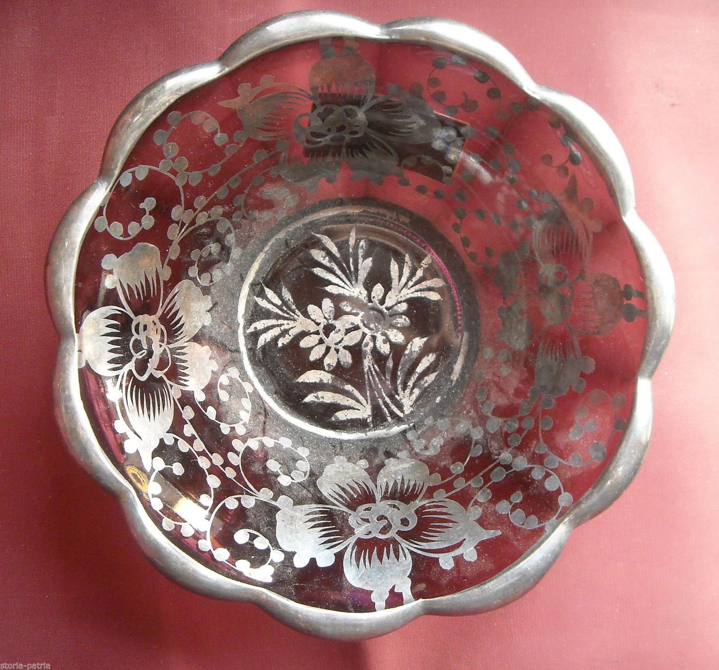 Vaso In Vetro Laminato Argento, Metà Del Novecento