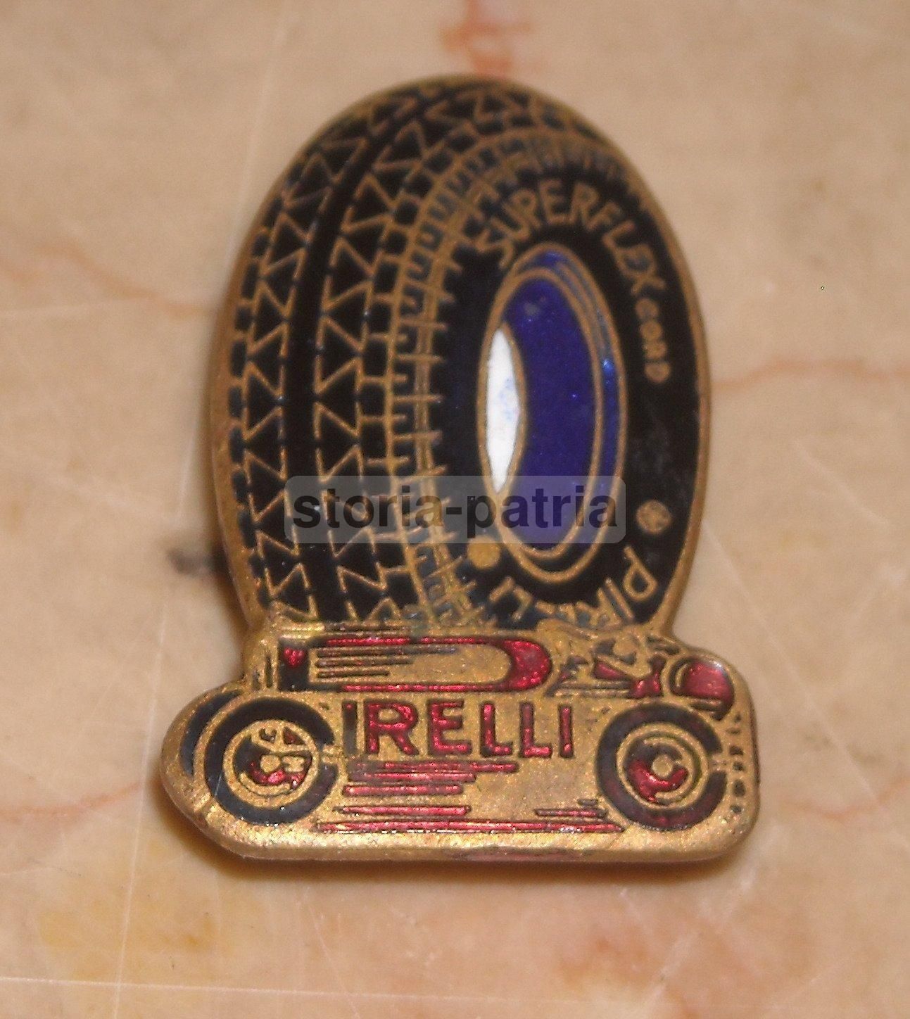Distintivo Pirelli Superflex Paccagnini Primo '900 Auto d'Epoca