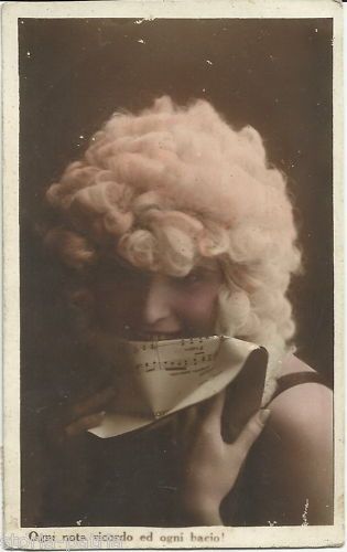 Cartolina d'Epoca Sborgi: Donna Con Spartito Musicale, Anni '30