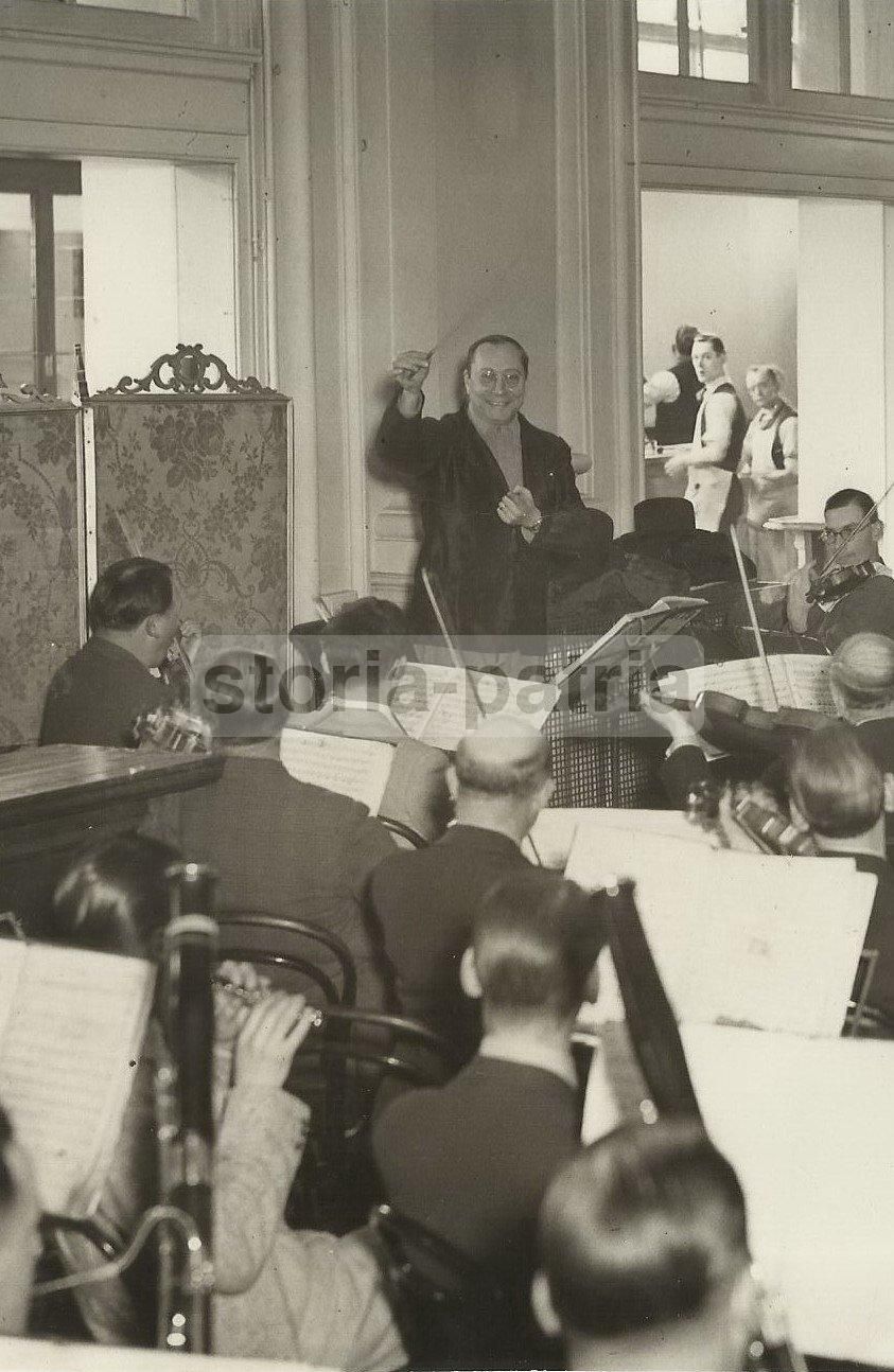 Fotografia Di Vincenzo Bellezza, Direttore d'Orchestra, Londra Circa 1936