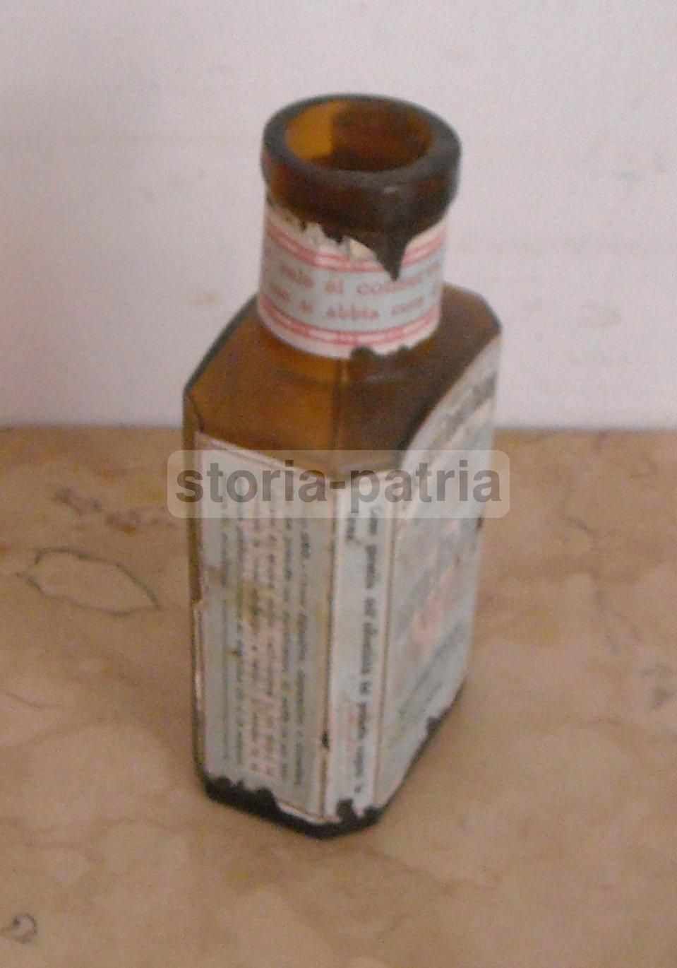 Bottiglia Antica Cristalli Jodati Vettor Pisani Napoli Farmacia