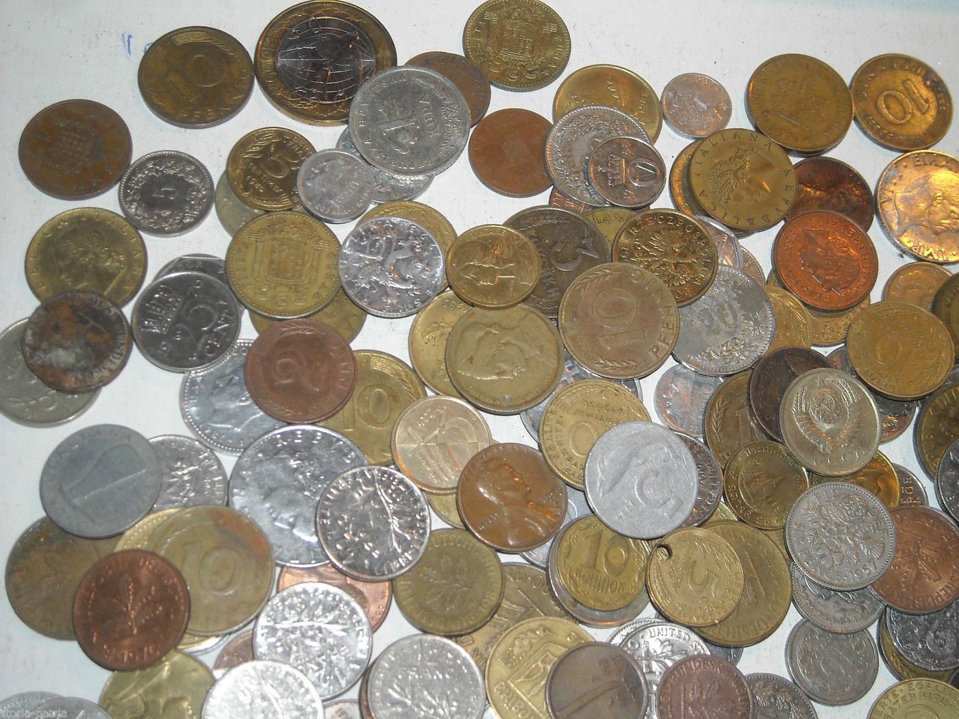 Collezione Di 317 Monete Italiane Ed Estere Antiche E Moderne
