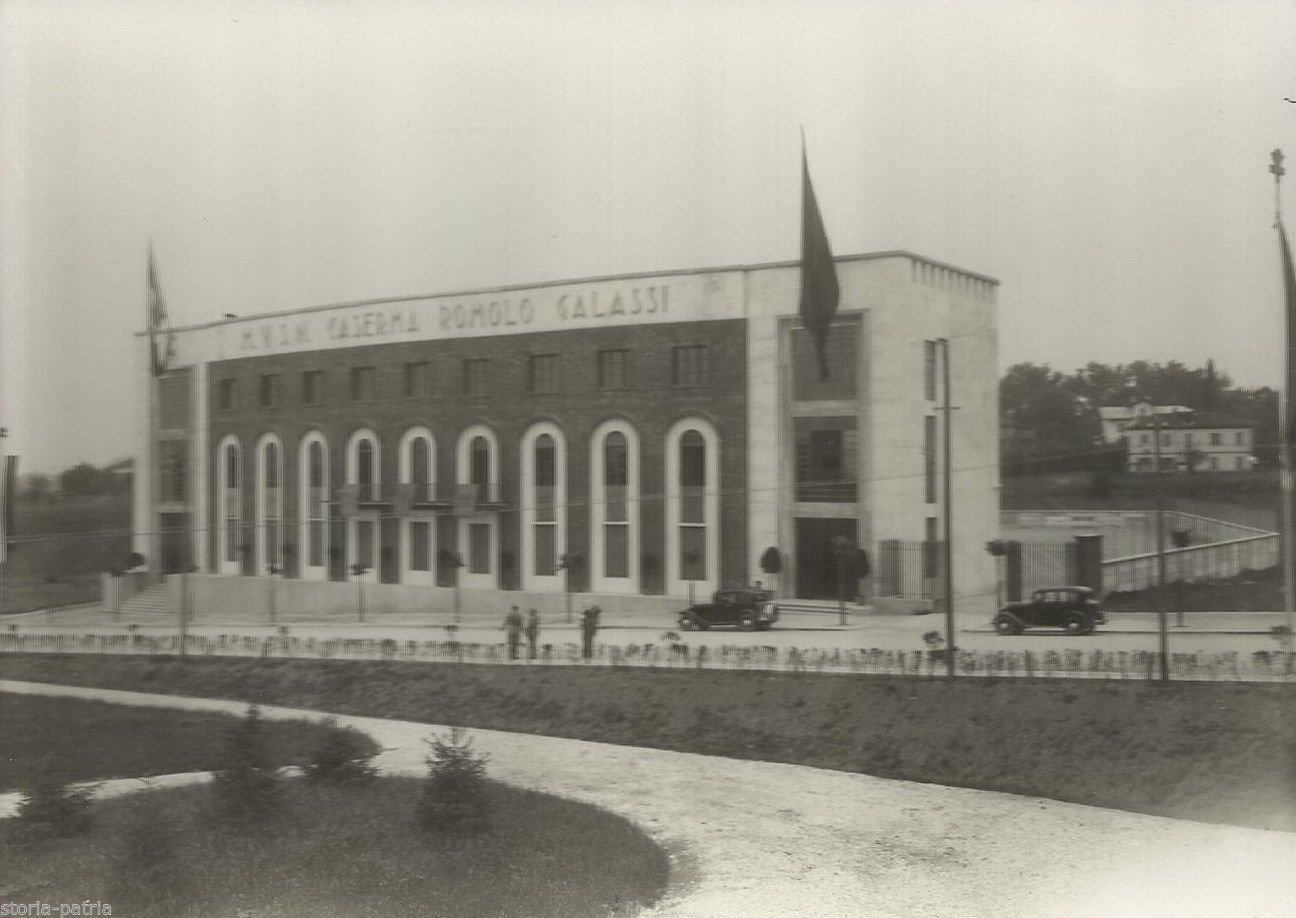 Fotografia Caserma Romolo Galassi, Castelnuovo Don Bosco, Anni '30