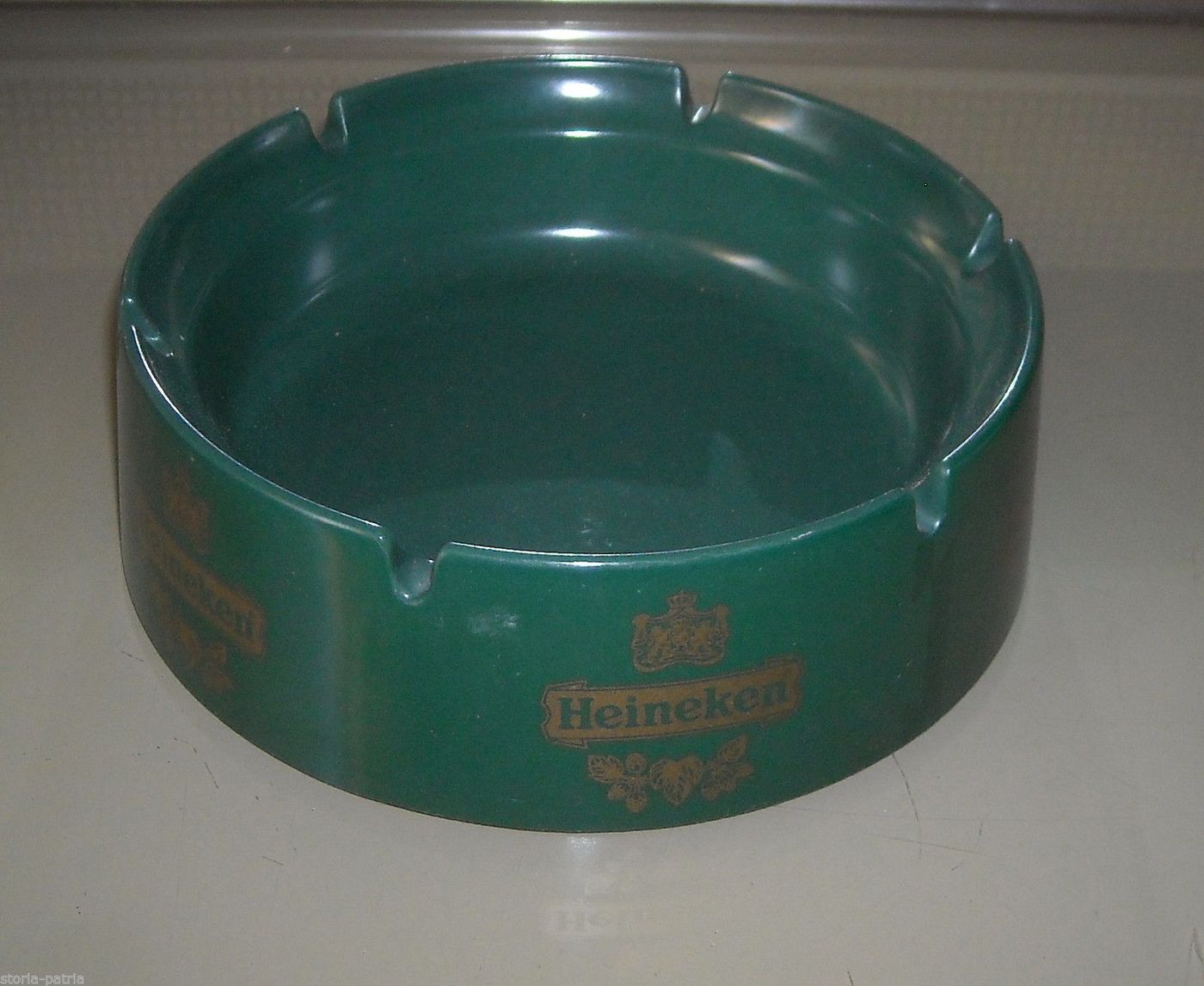 Posacenere Heineken Vintage Anni '70 Stemma Araldico Mebel Italy