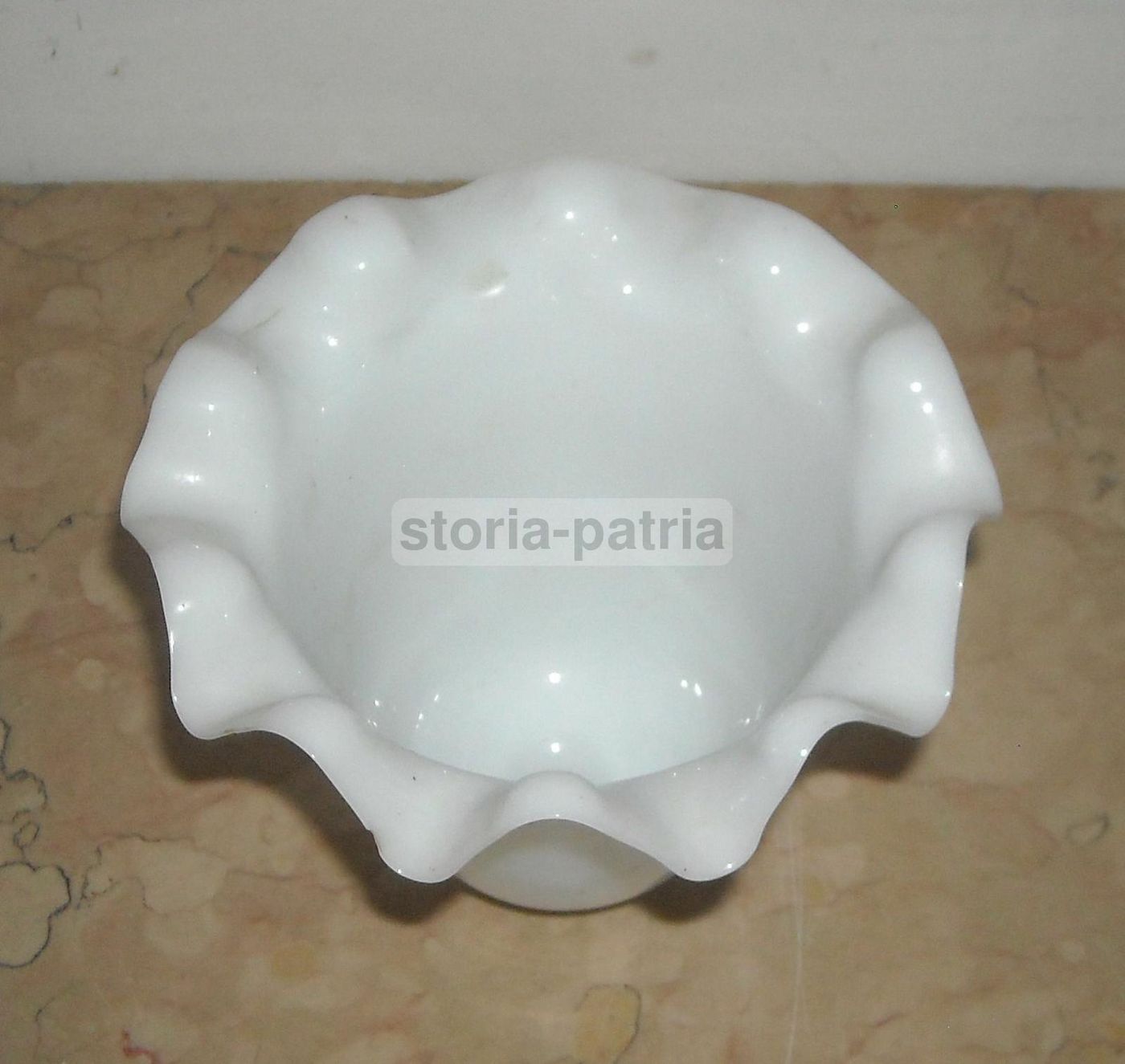 Coppa Lampada In Vetro Opalino Bianco, Stile Liberty, Anni '20