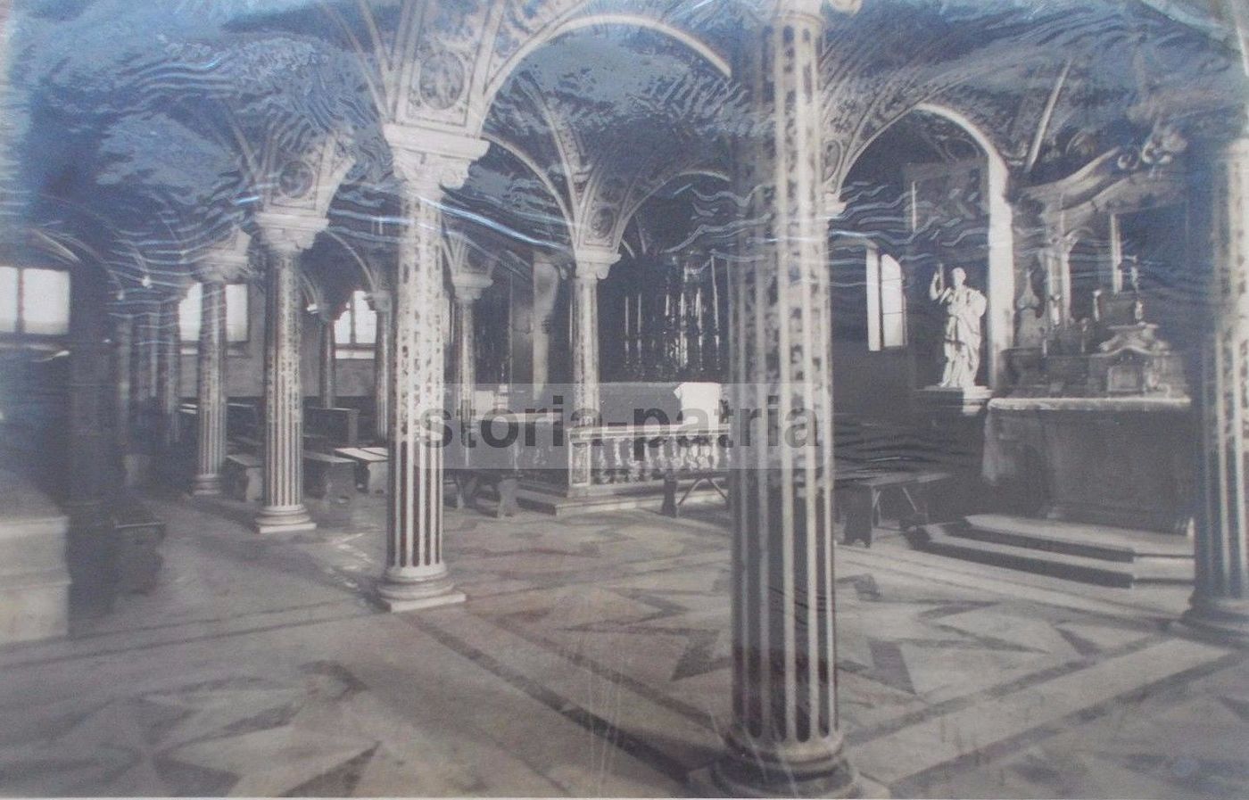 Foto d'Epoca Della Cripta Della Cattedrale Di Acquaviva Delle Fonti, Bari