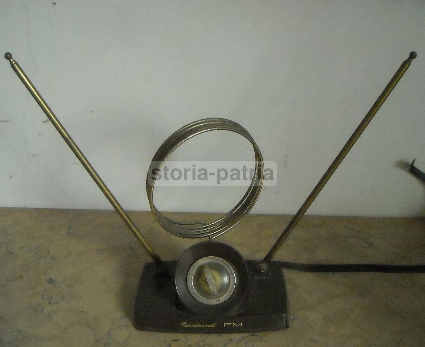 Antenna Radiotelevisiva Vintage Rembrandt FM, Anni '50