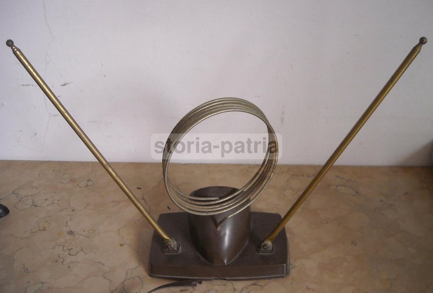 Antenna Radiotelevisiva Vintage Rembrandt FM, Anni '50