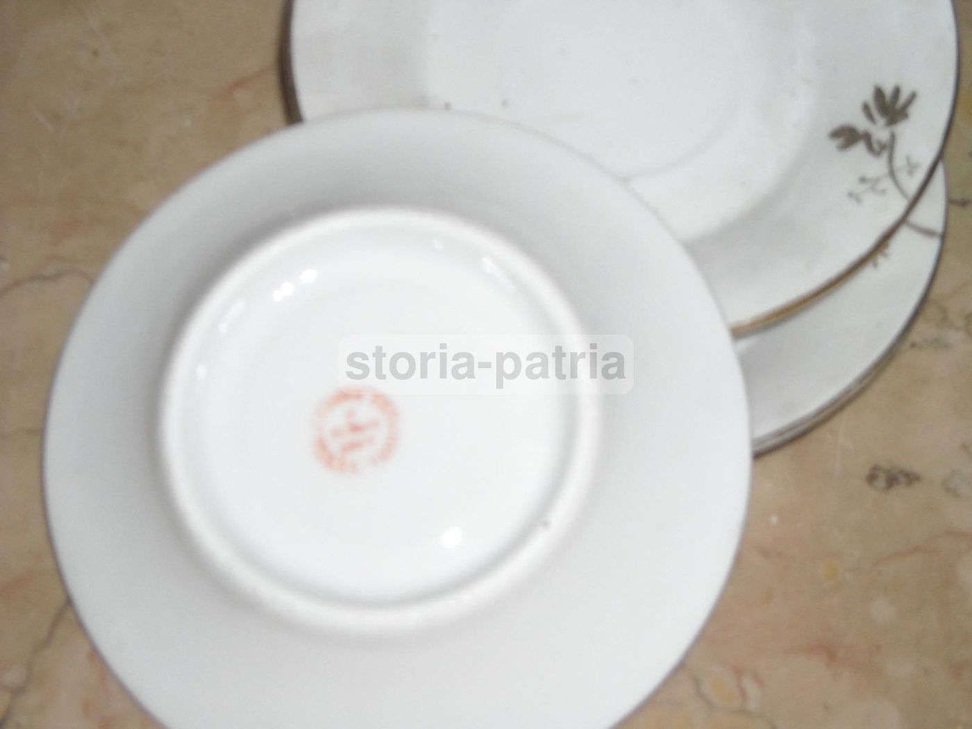 Set Di 6 Piattini Da Caffè Richard Ginori In Porcellana Dorata