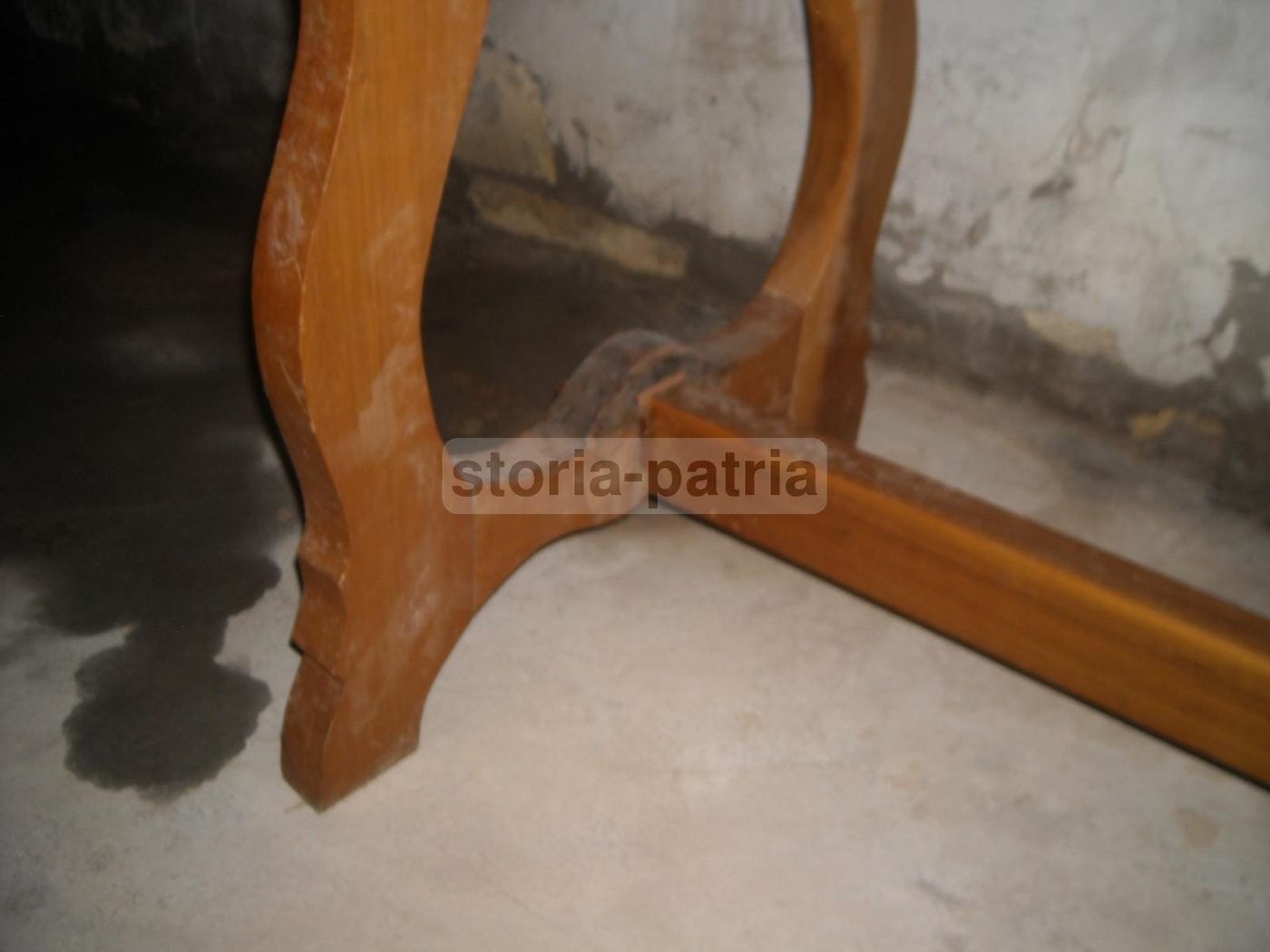 Tavolo Scrittoio Stile Fratino In Legno Massello Da Restaurare