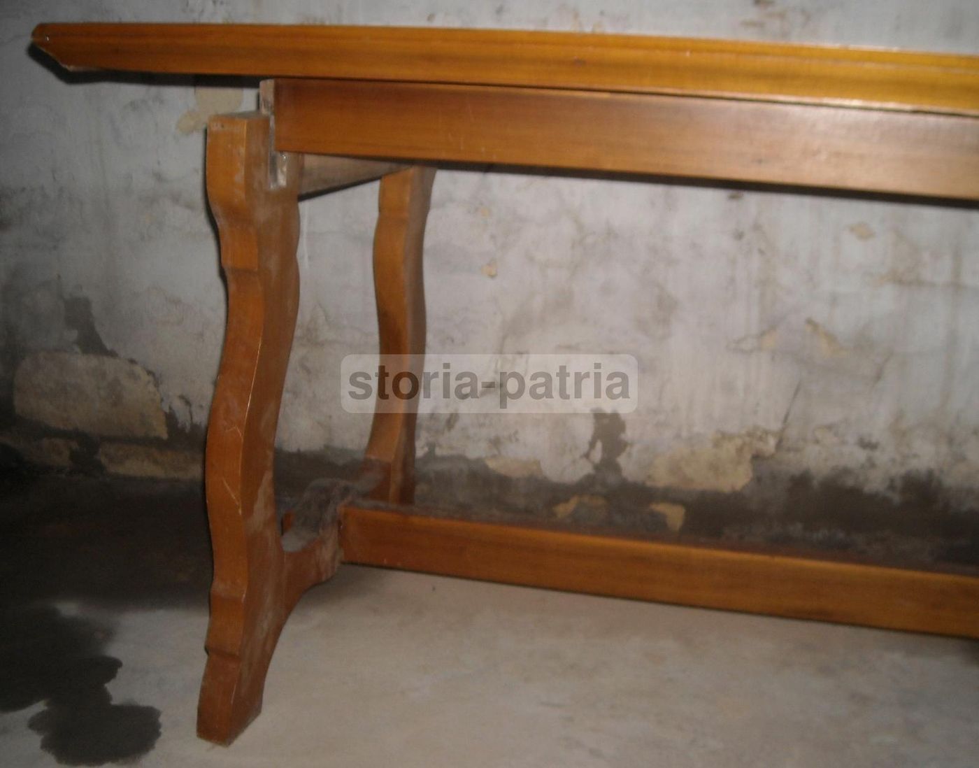Tavolo Scrittoio Stile Fratino In Legno Massello Da Restaurare