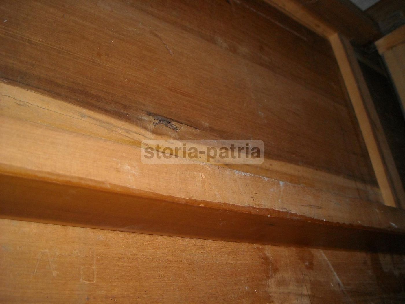Tavolo Scrittoio Stile Fratino In Legno Massello Da Restaurare