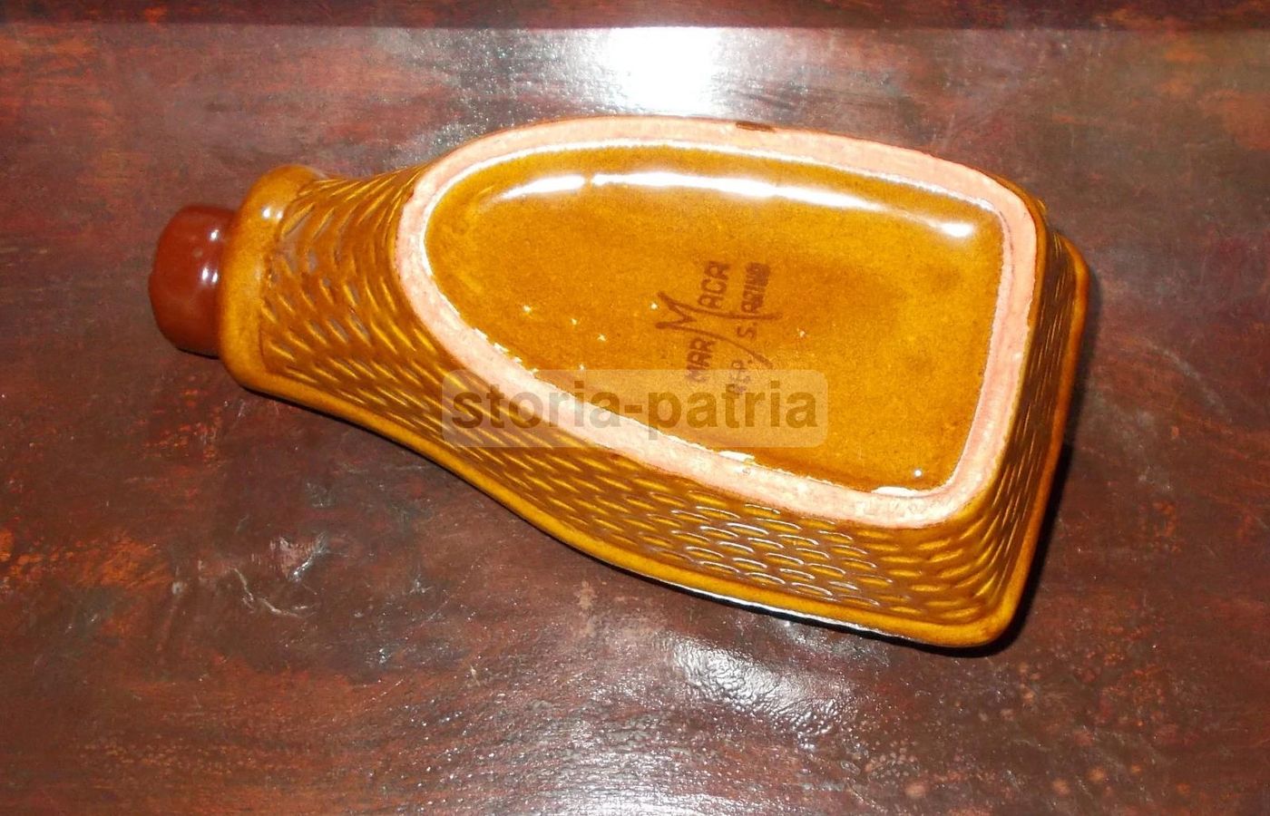 Supporto Bottiglia Pubblicitario La Reine Pedanque In Ceramica Marmaca