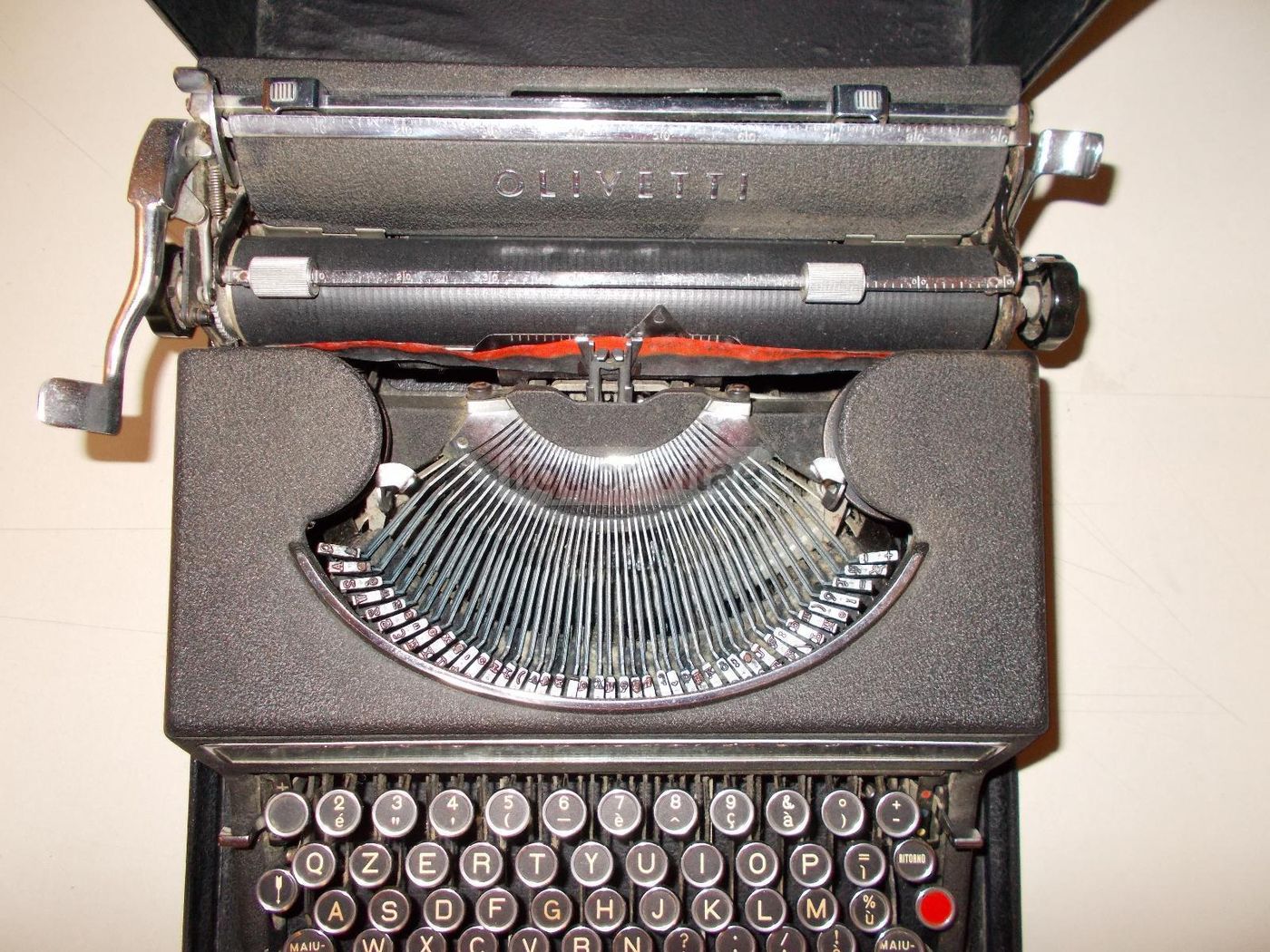Macchina Da Scrivere Olivetti Studio 42 Originale Anni '40
