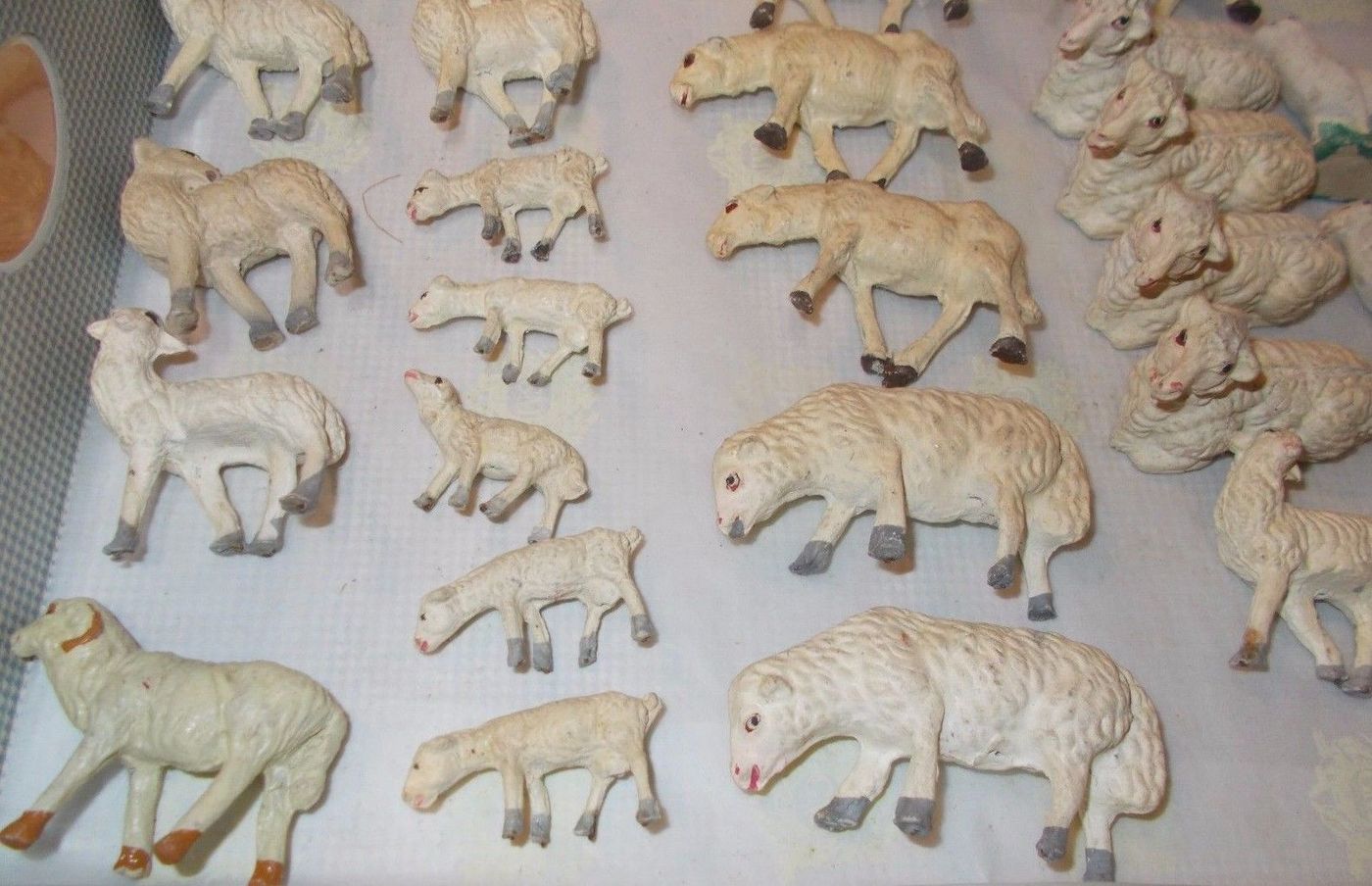 27 Pecorelle Antiche Per Presepio In Terracotta Artigianali, Anni '20