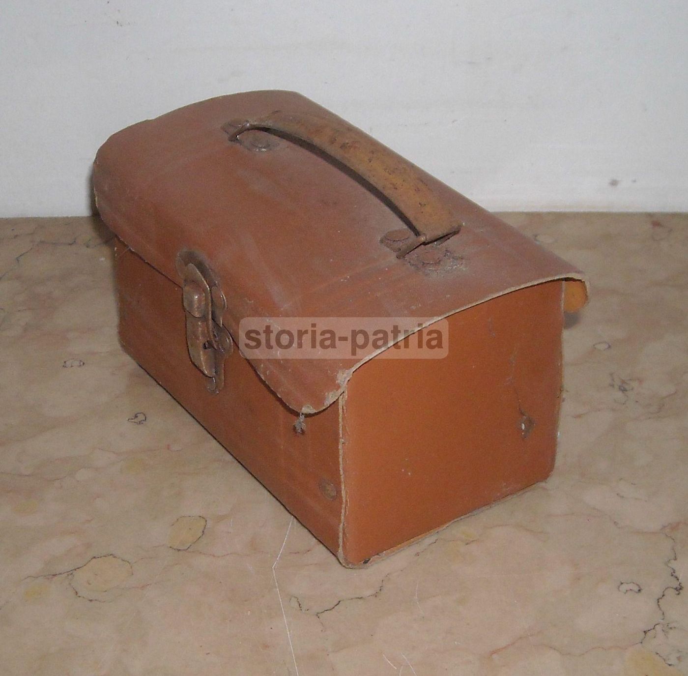 Cestino Scolastico Vintage Anni '30 '60 In Cartone Pressato A Forma Di Valigetta