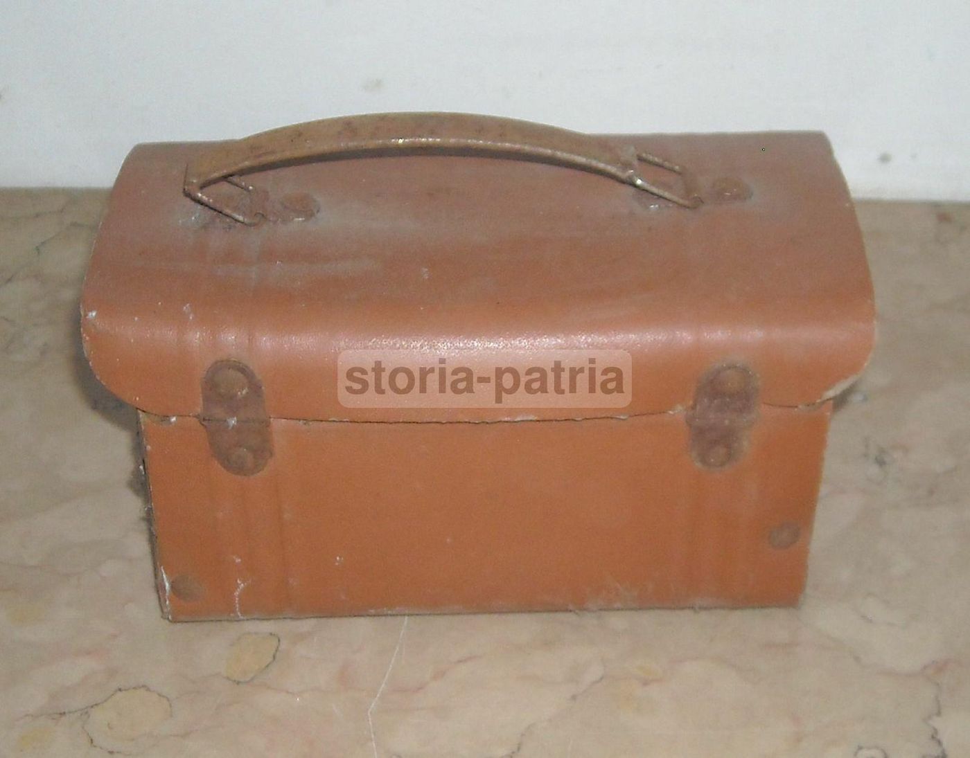 Cestino Scolastico Vintage Anni '30 '60 In Cartone Pressato A Forma Di Valigetta