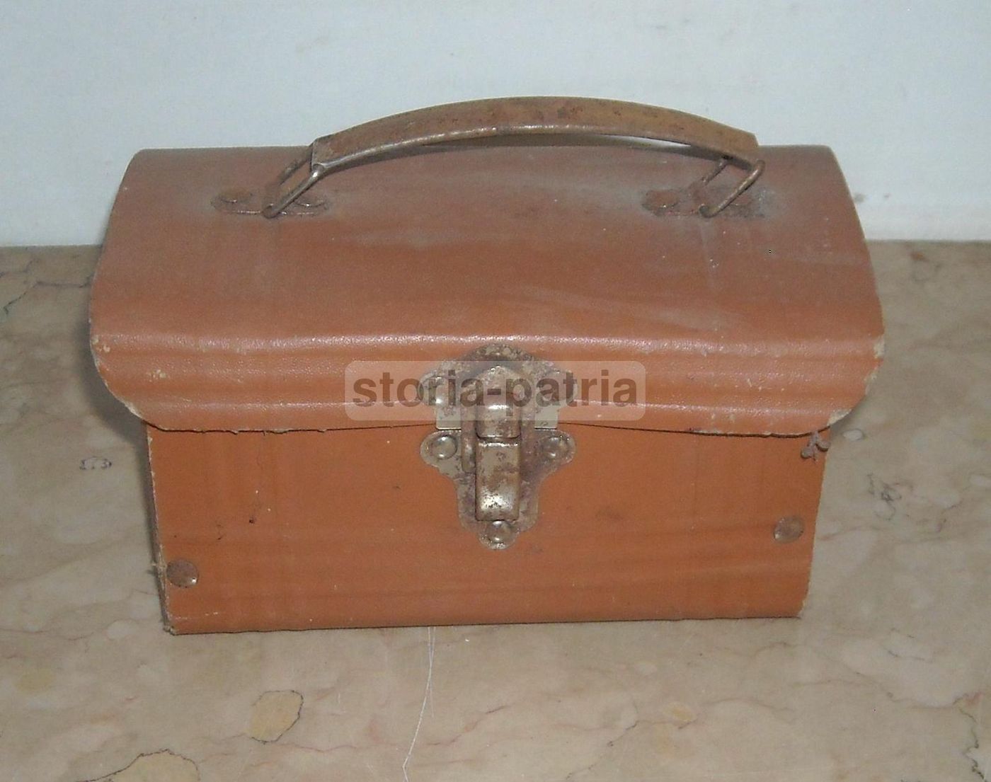 Cestino Scolastico Vintage Anni '30 '60 In Cartone Pressato A Forma Di Valigetta