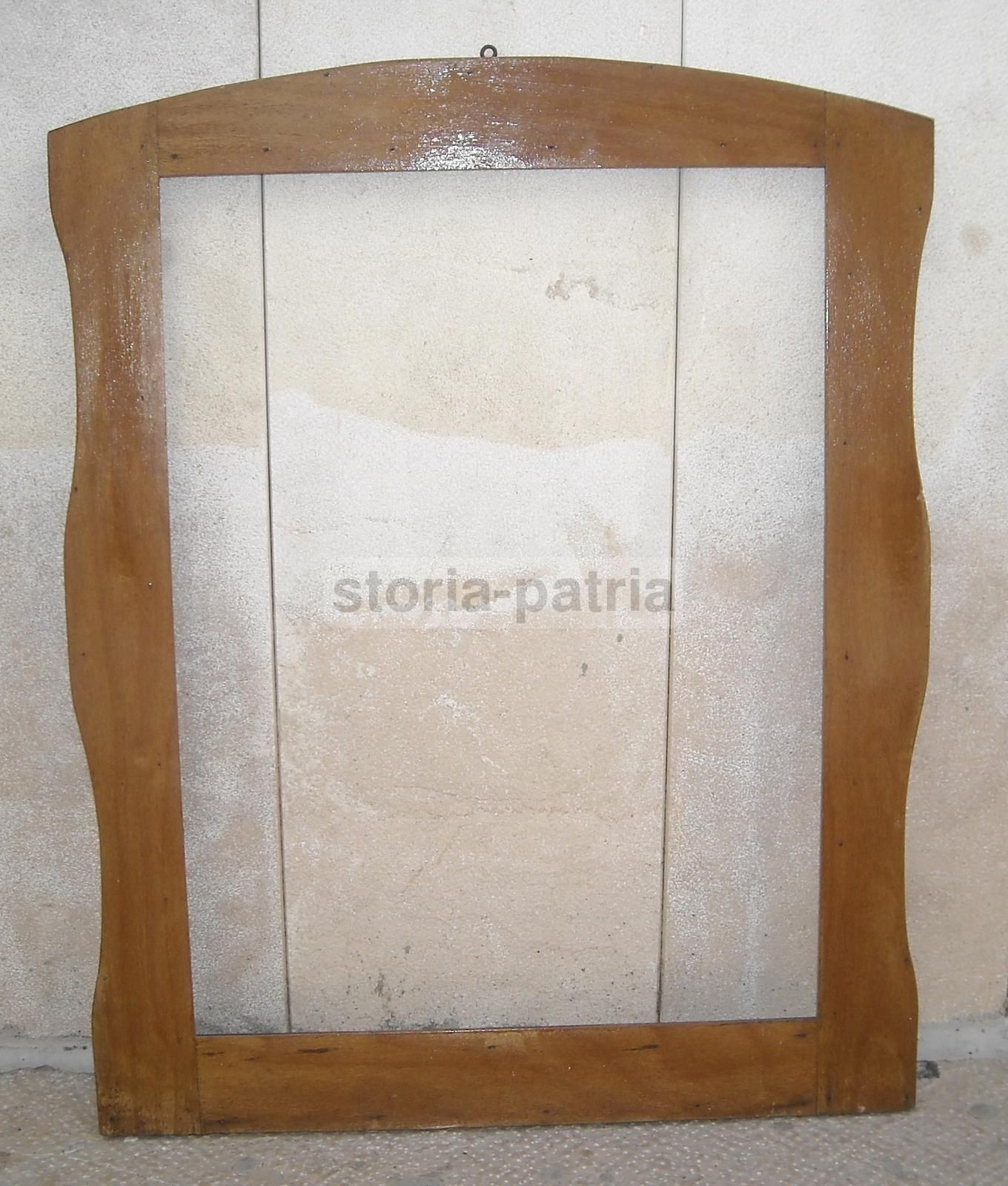 Antica Cornice Sinuosa, Primi '900, Legno Di Noce, 83x65 Cm