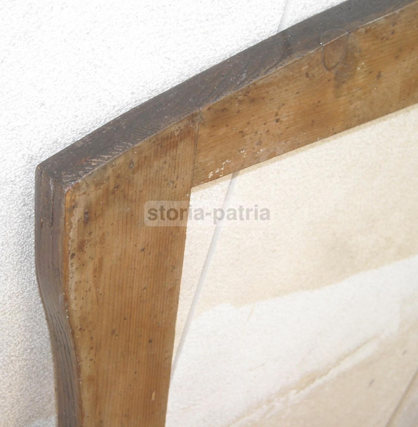 Antica Cornice Sinuosa, Primi '900, Legno Di Noce, 83x65 Cm