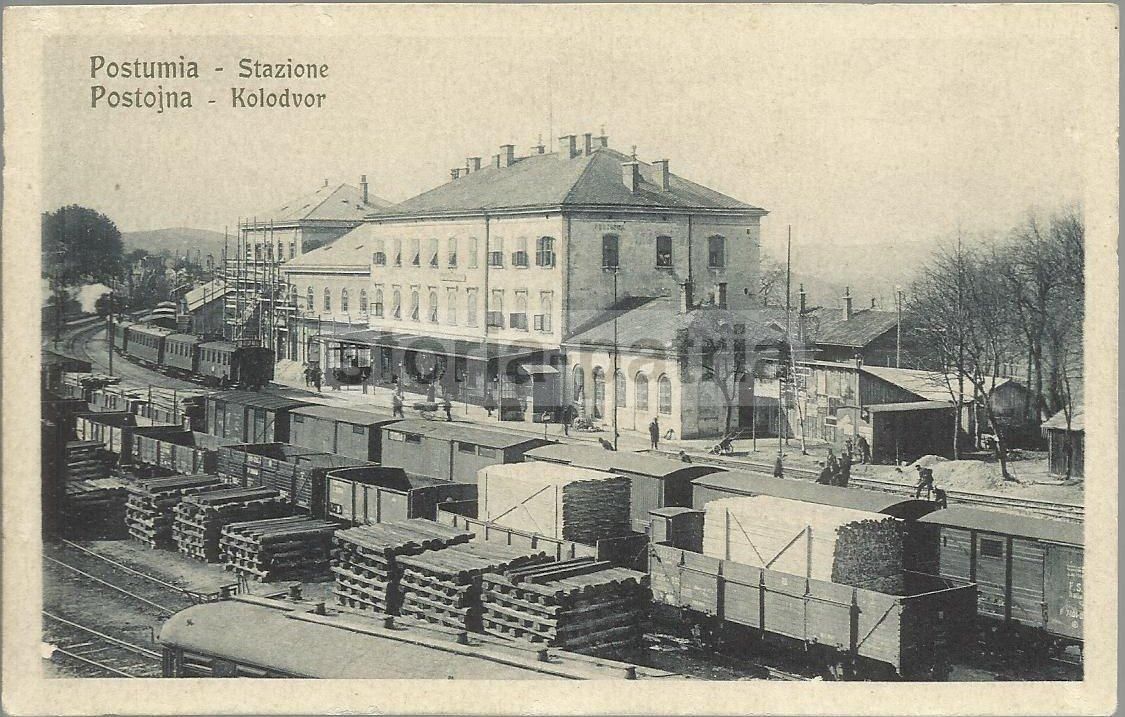 Cartolina Antica Della Stazione Ferroviaria Di Postumia (Postojna), Slovenia