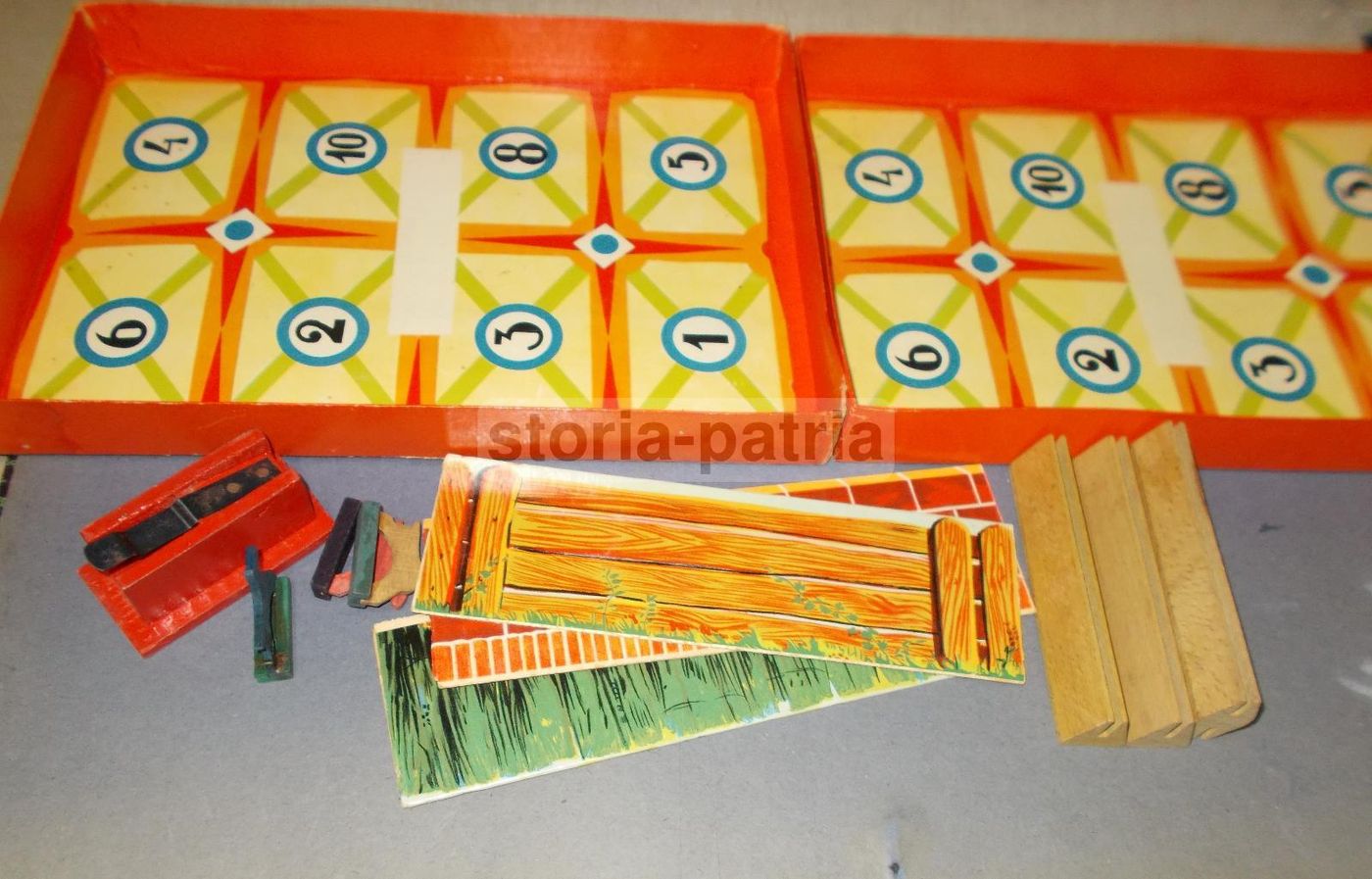Gioco d'Epoca Salto Della Siepe Illustrato Da Galbiati Con Cavallini In Legno, Anni '30 '50