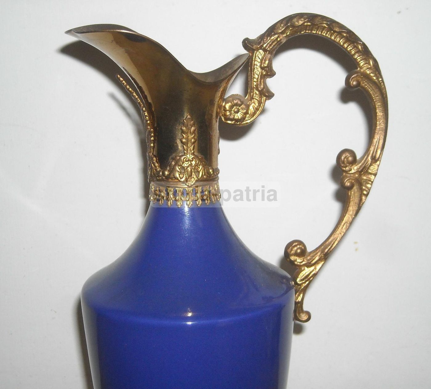 Anfora In Ceramica Blu Con Fregi Dorati, Metà Del Novecento