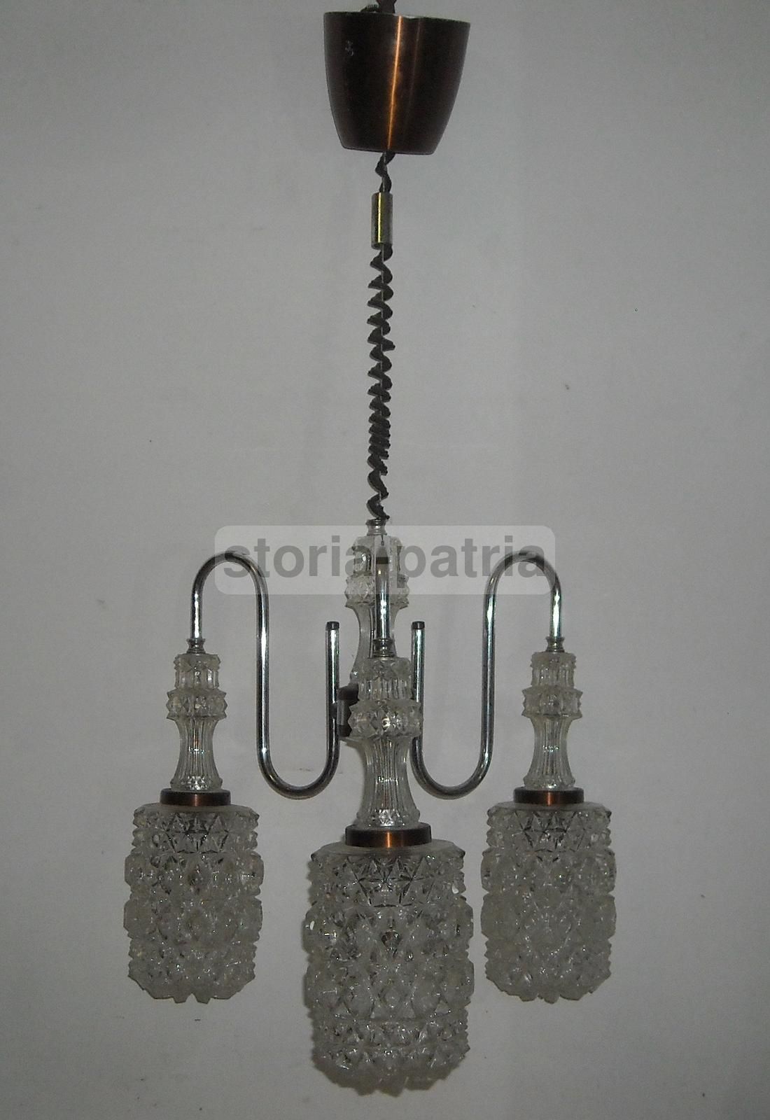 Lampadario Vintage Anni '60 Con Vetri Bugnati A Tre Luci